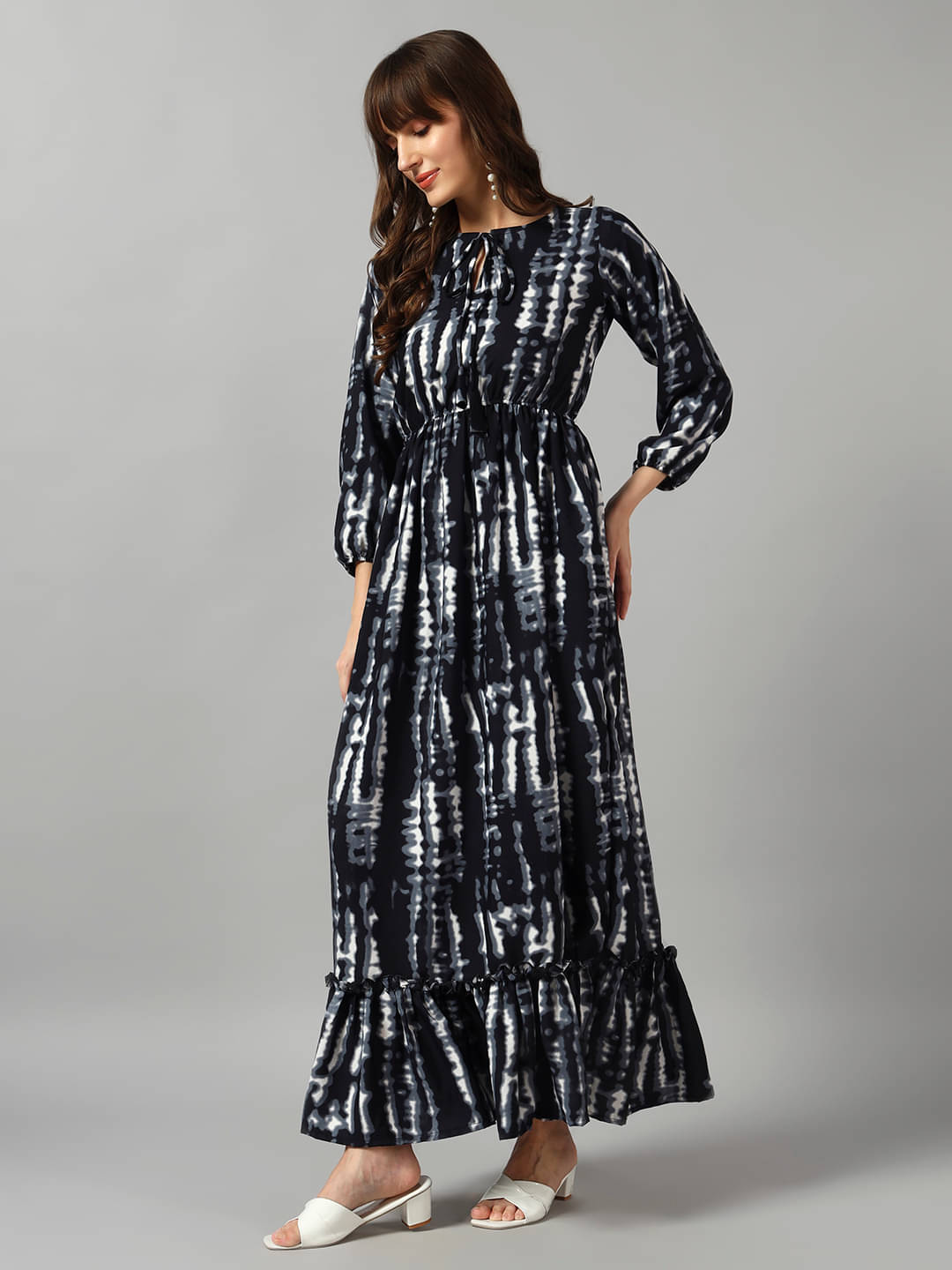     			RAIYANI FASHION Women Crepe Printed Fit & Flare Dress ( Black )