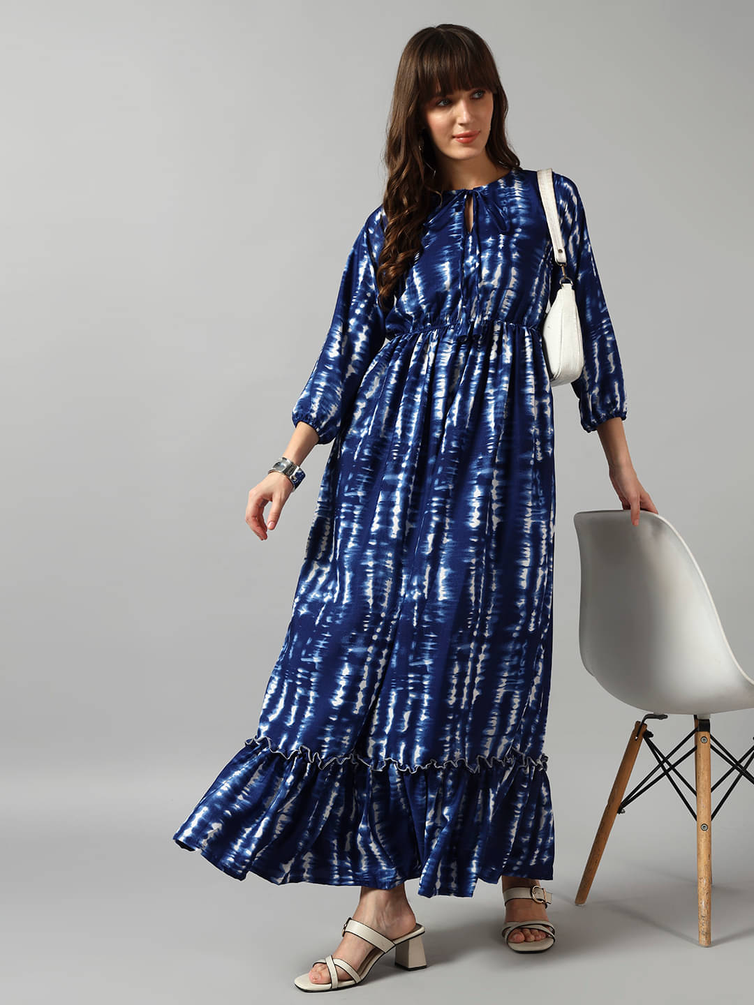     			RAIYANI FASHION Women Crepe Printed Fit & Flare Dress ( Blue )