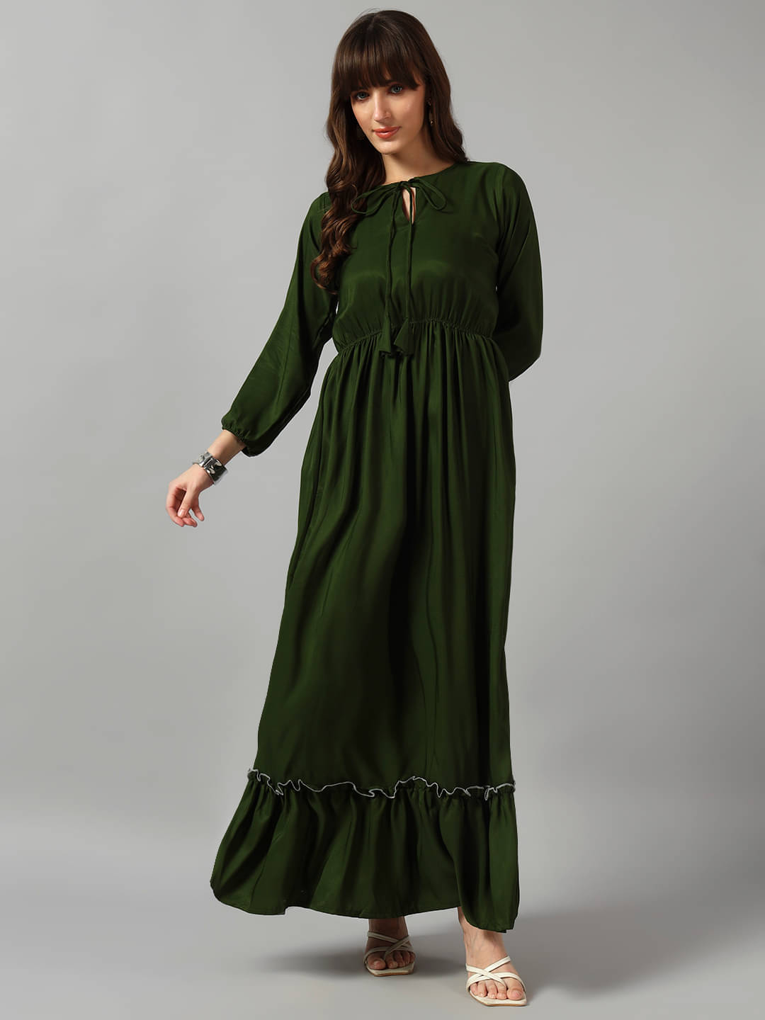     			RAIYANI FASHION Women Crepe Solid Fit & Flare Dress ( Olive )