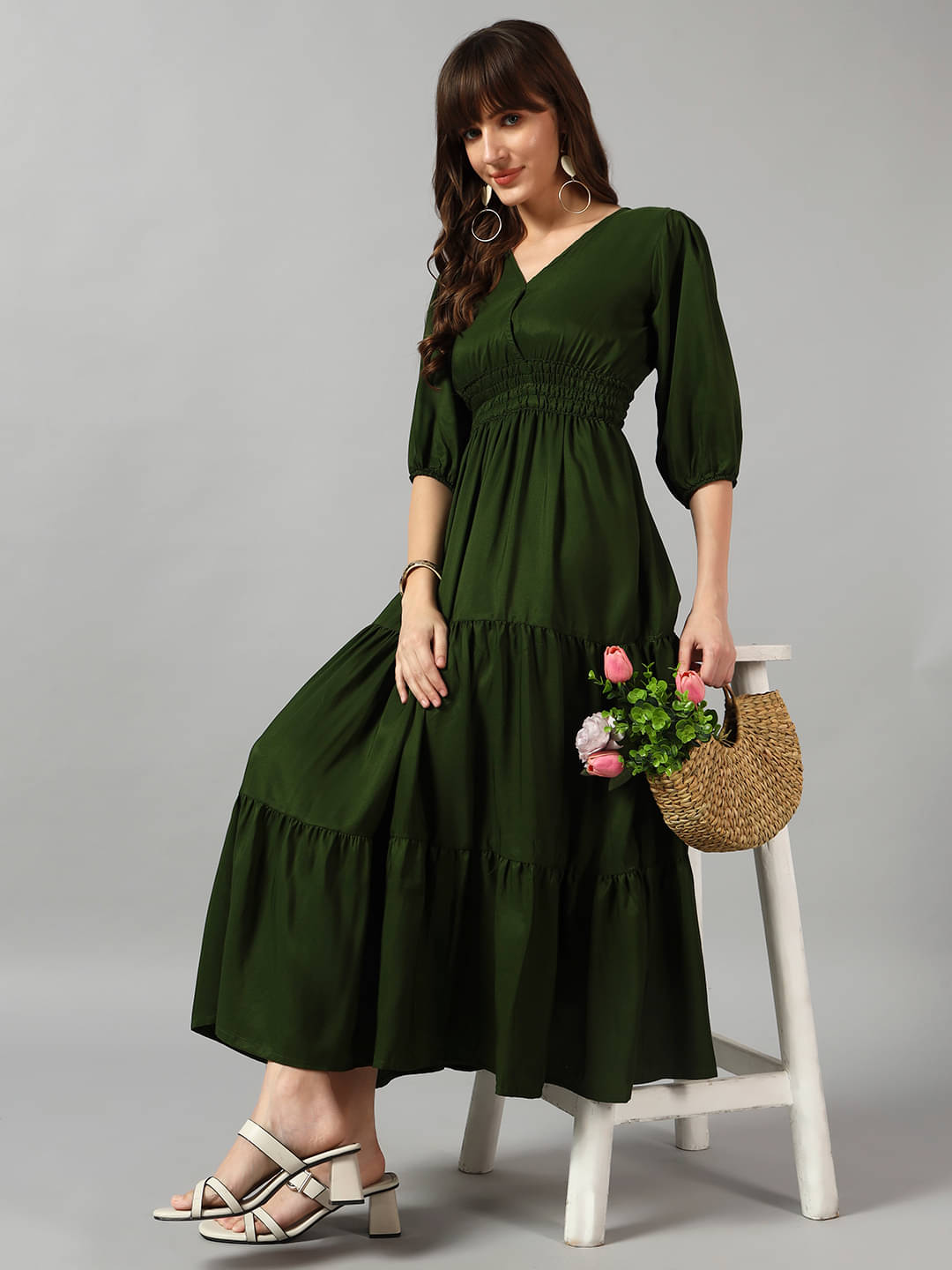 Raiyani enterprise Women Crepe Solid Fit & Flare Dress ( Olive )     			Raiyani enterprise Women Crepe Solid Fit & Flare Dress ( Olive )
