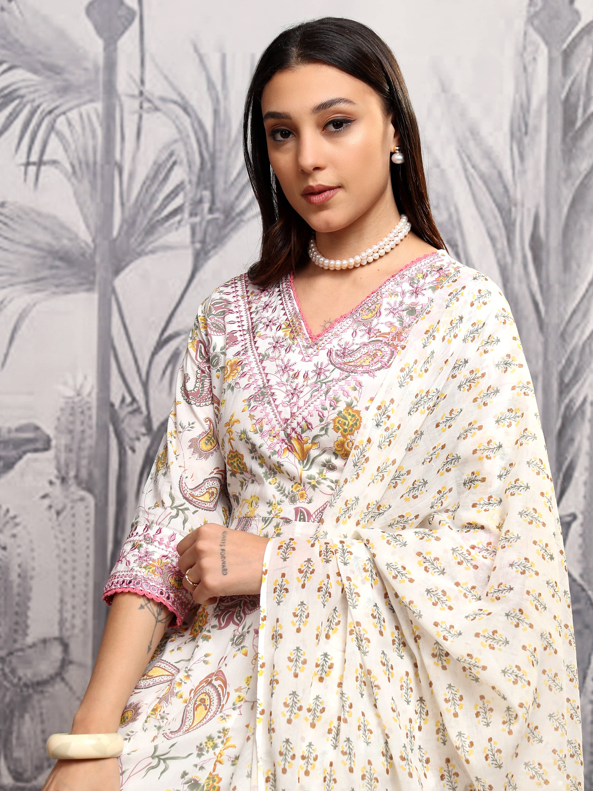     			Vishudh Women Cotton Printed A-line Kurti With Pants ( Yellow )