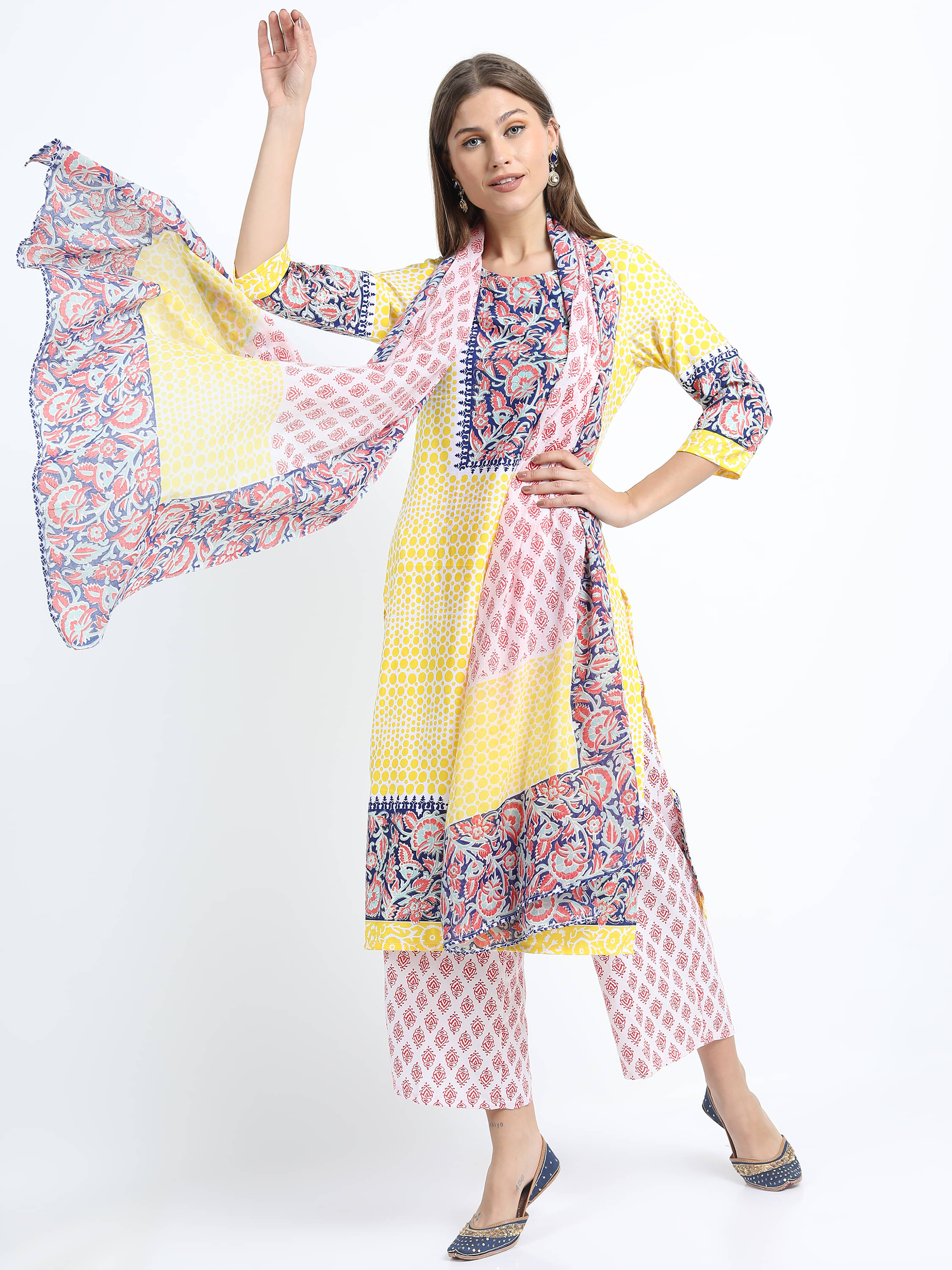     			Vishudh Women Viscose Printed Straight Kurti With Palazzo ( Yellow )