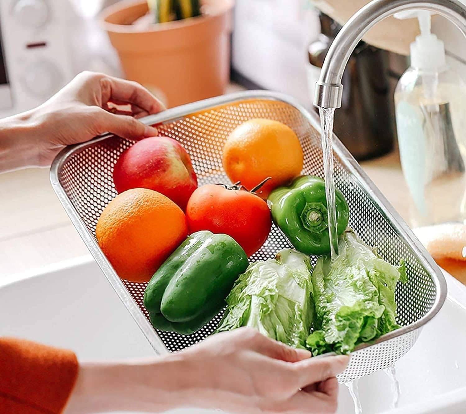     			BECKONMART Steel Assorted Food Container ( Set of 1 )