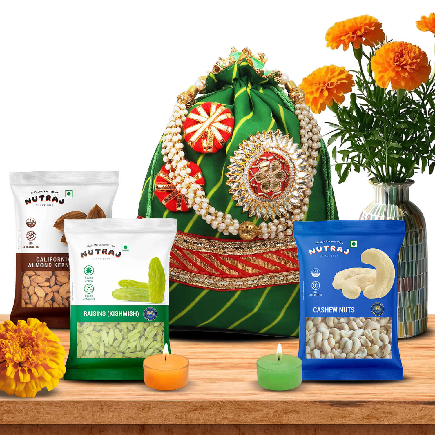     			Nutraj Mixed Nuts Gift Box 300 g
