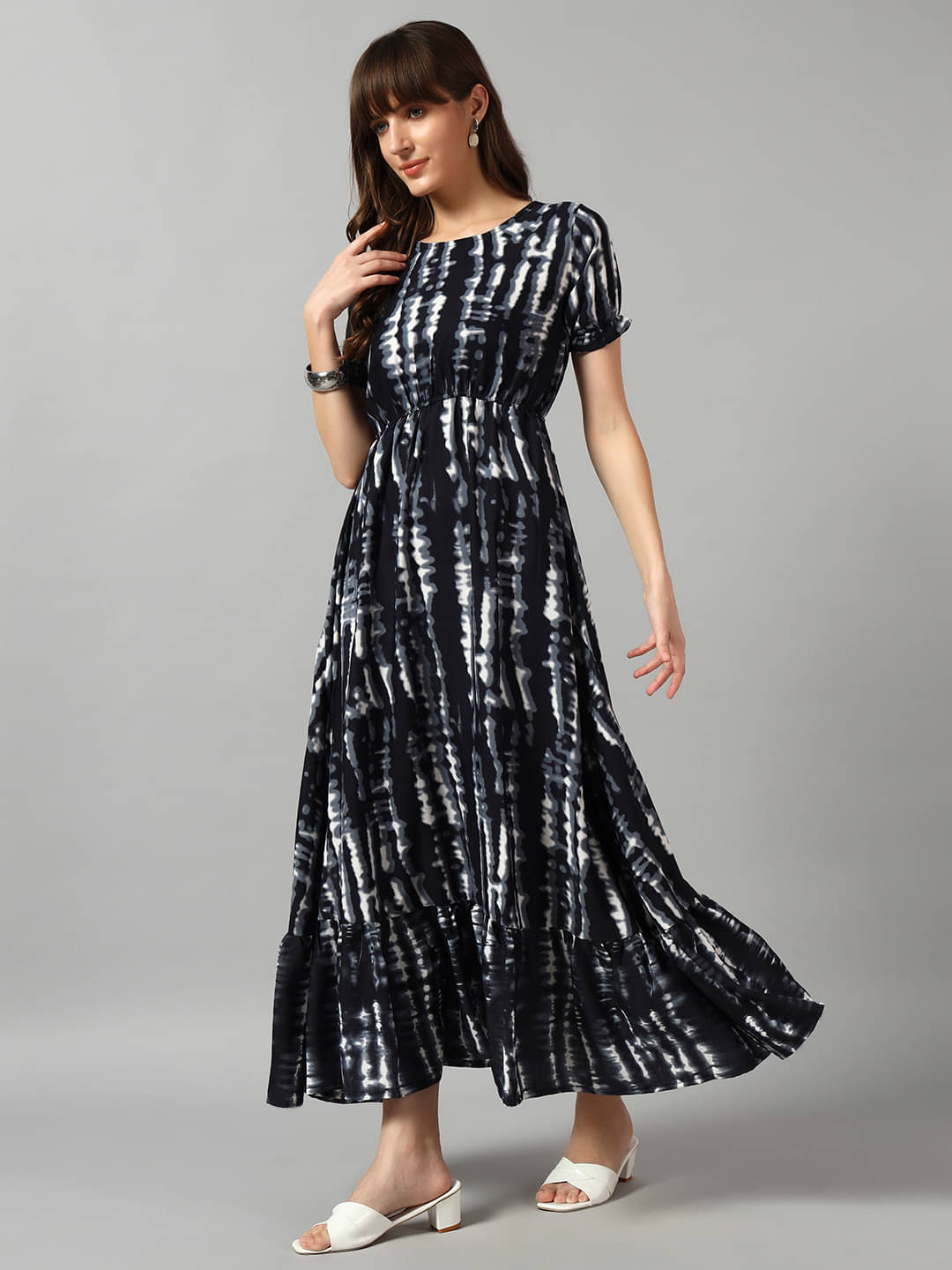     			RAIYANI FASHION Women Crepe Printed Fit & Flare Dress ( Black )