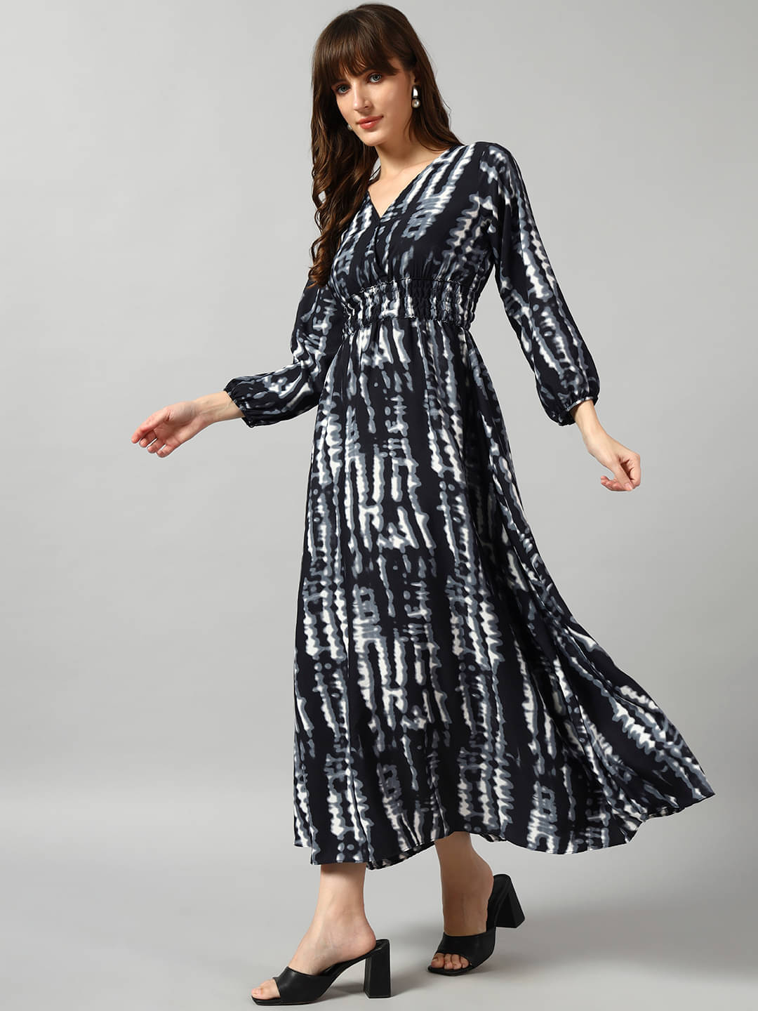     			RAIYANI FASHION Women Crepe Printed Fit & Flare Dress ( Black )