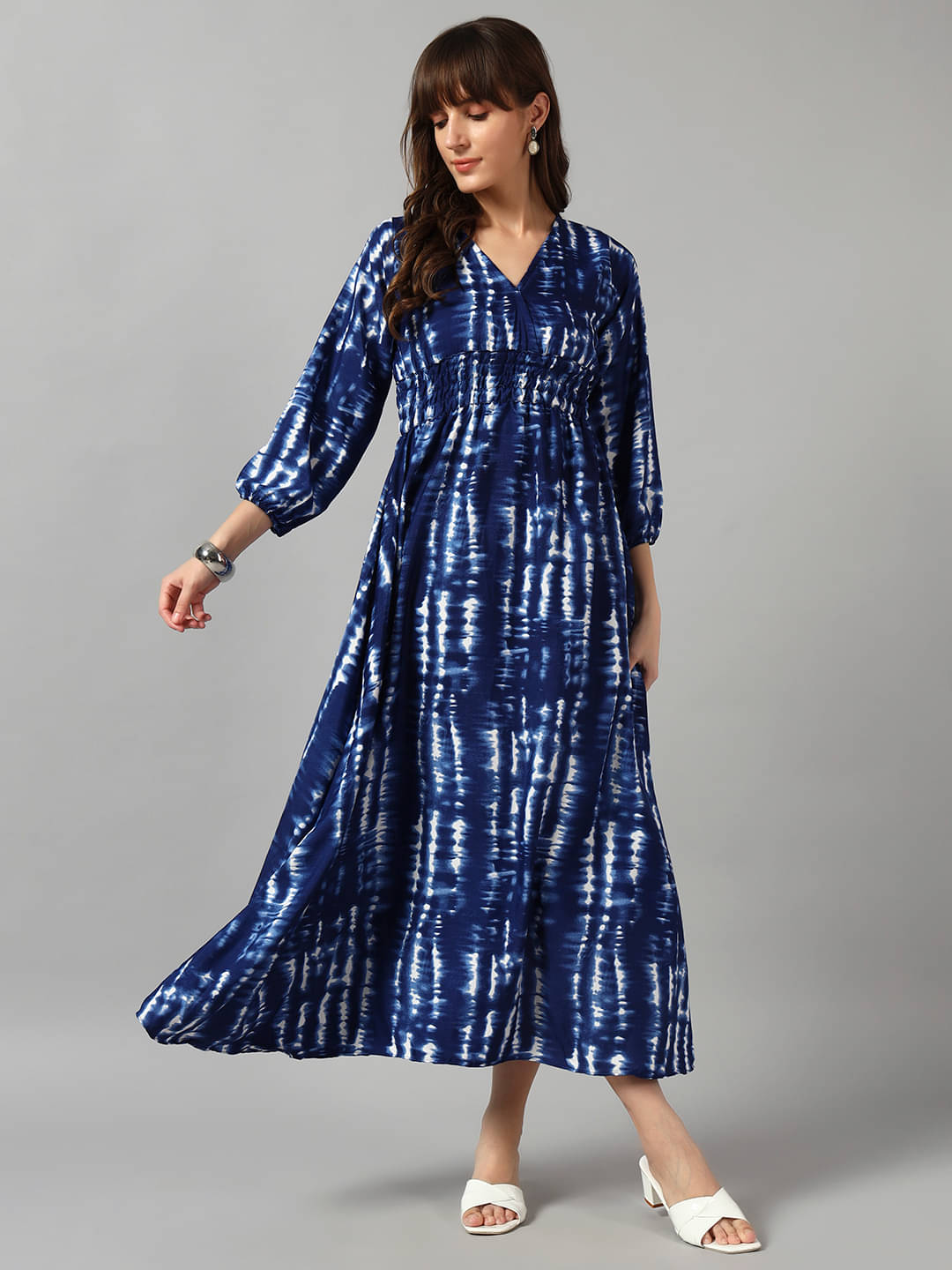     			RAIYANI FASHION Women Crepe Printed Fit & Flare Dress ( Blue )