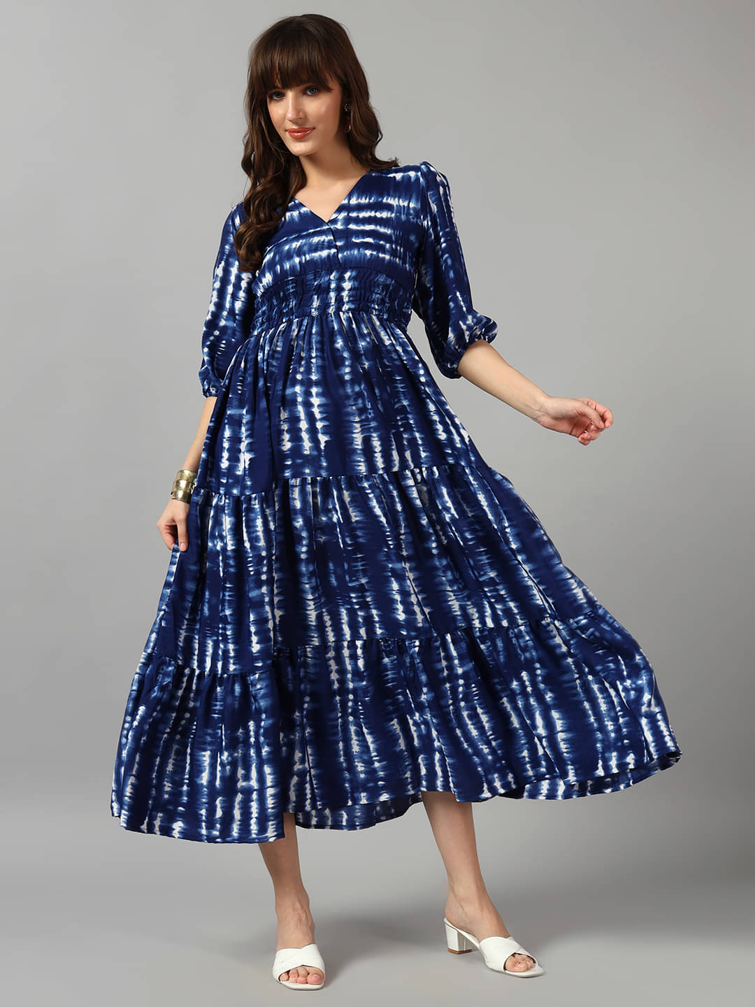     			RAIYANI FASHION Women Crepe Printed Fit & Flare Dress ( Blue )