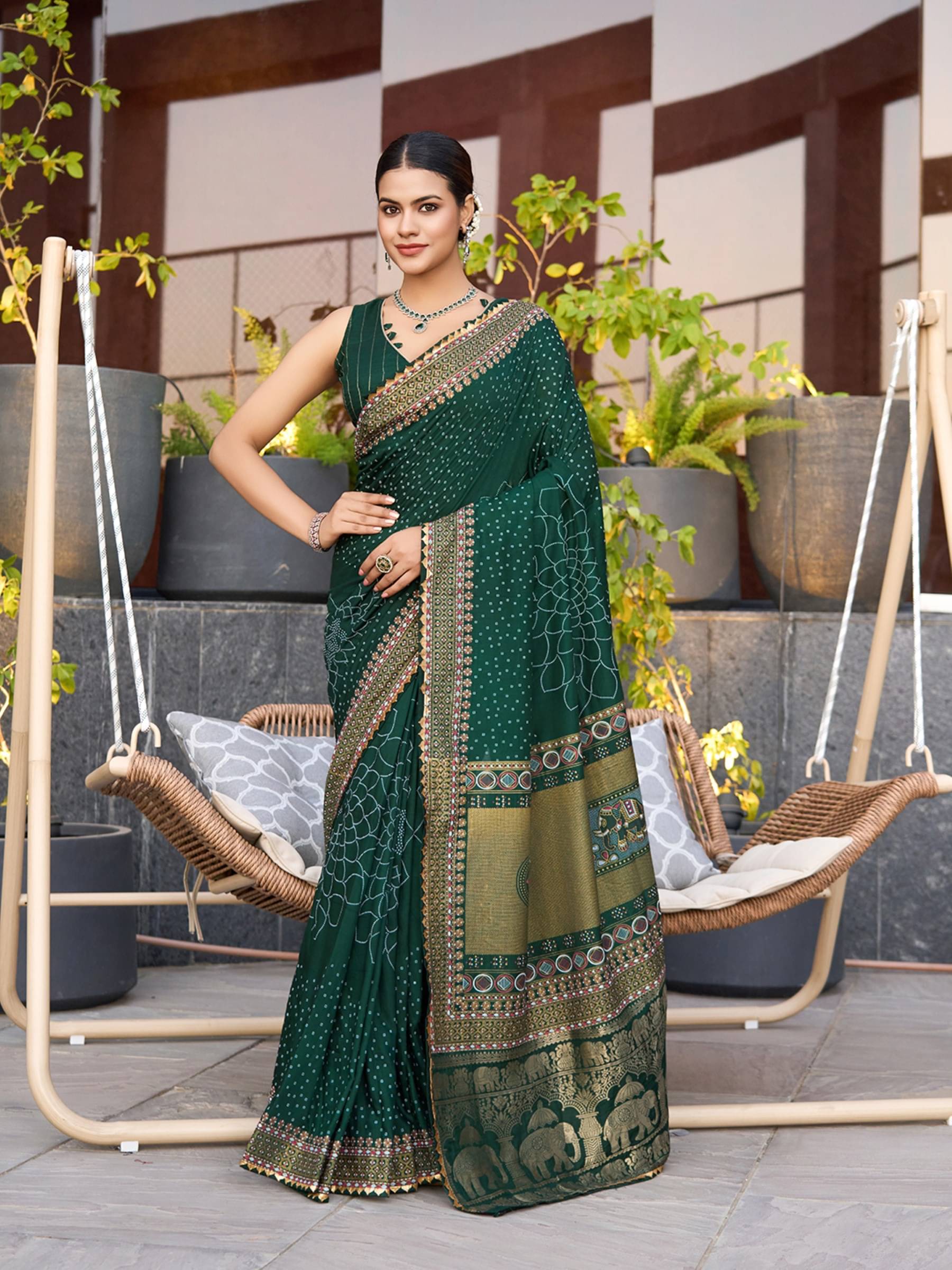 Rangtulika Ethnics Cotton Printed Banarasi saree With Unstitched Blouse Piece ( Green ) Rangtulika Ethnics Cotton Printed Banarasi saree With Unstitched Blouse Piece ( Green )