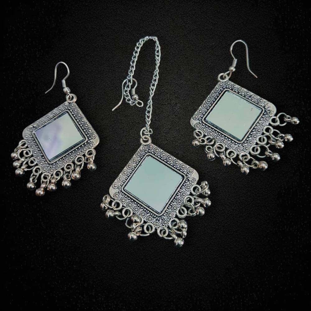     			Ridhi Sidhi Collection Silver Jhumki Earrings ( Pack of 1 )
