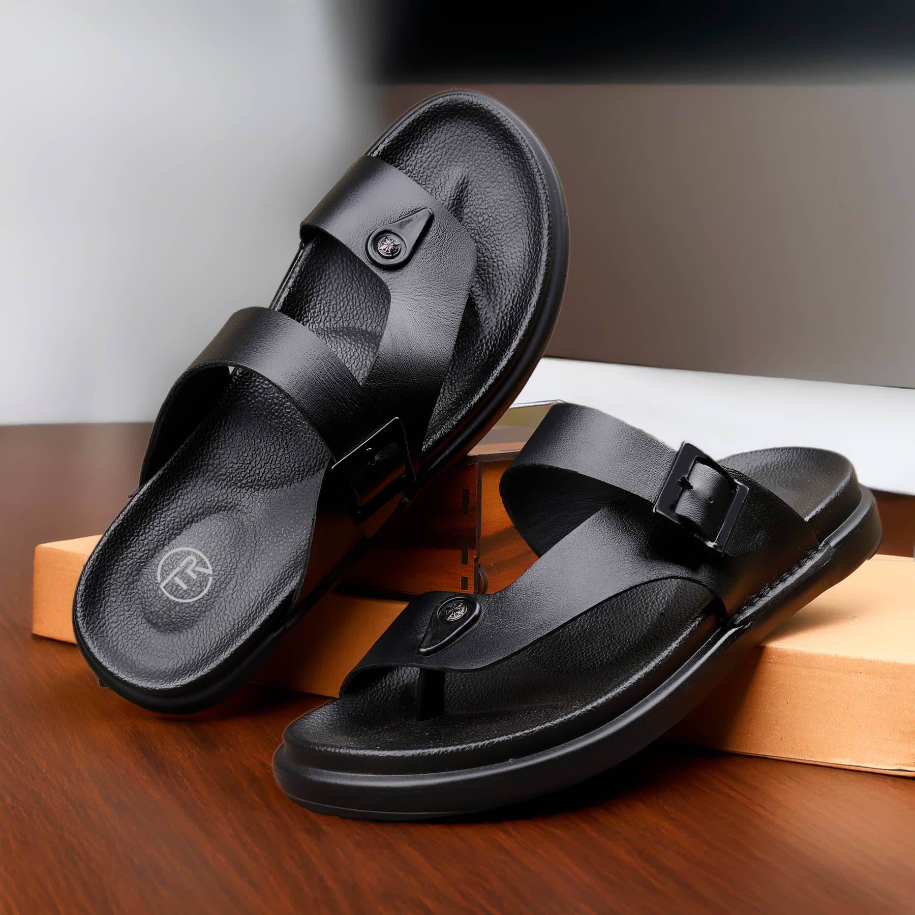 TR Black Men's Leather Slipper