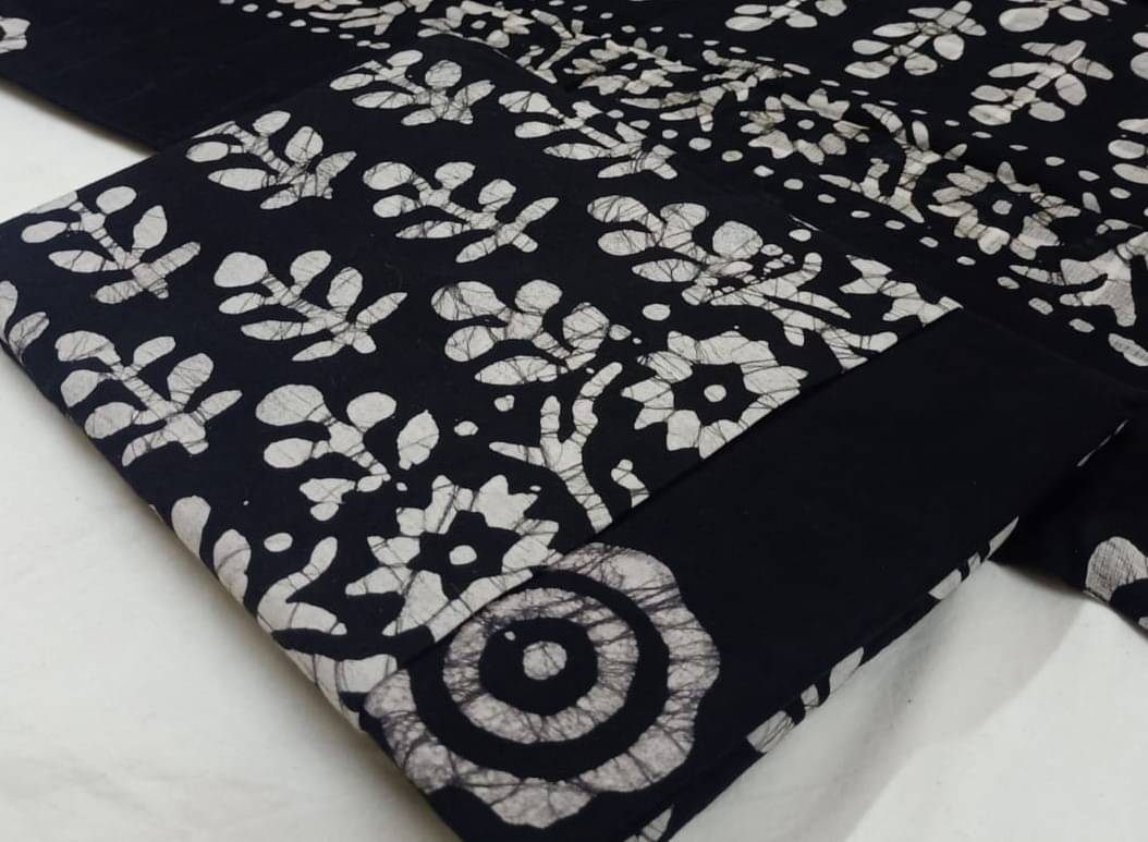 99SHADES Women Cotton Unstitched Dress Material ( Black,White )     			99SHADES Women Cotton Unstitched Dress Material ( Black,White )