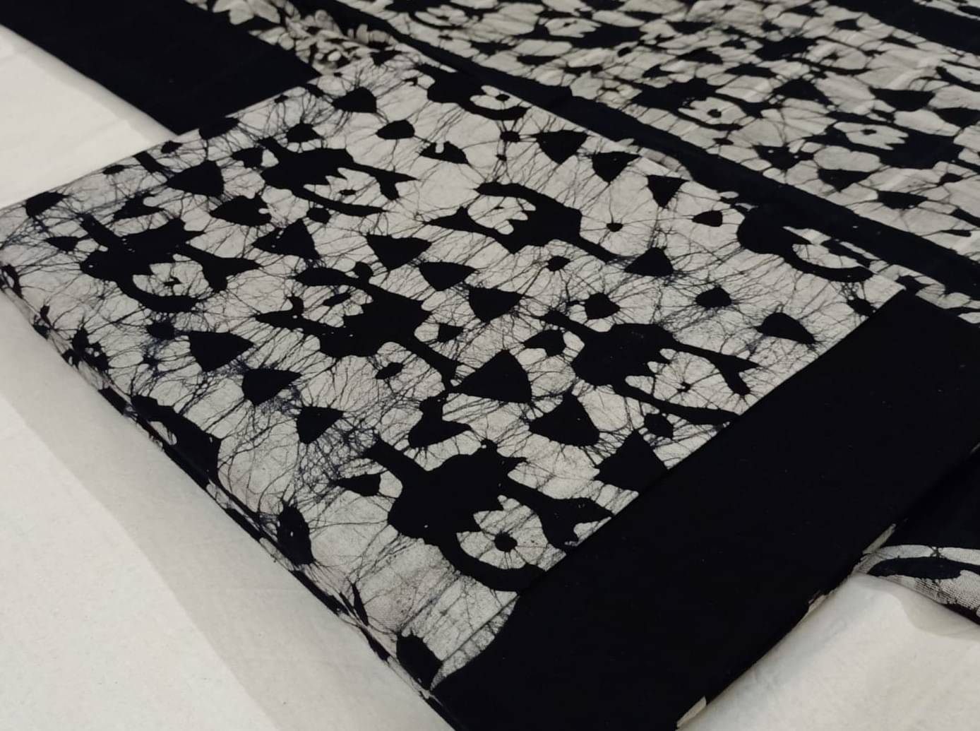 99SHADES Women Cotton Unstitched Dress Material ( Black )     			99SHADES Women Cotton Unstitched Dress Material ( Black )
