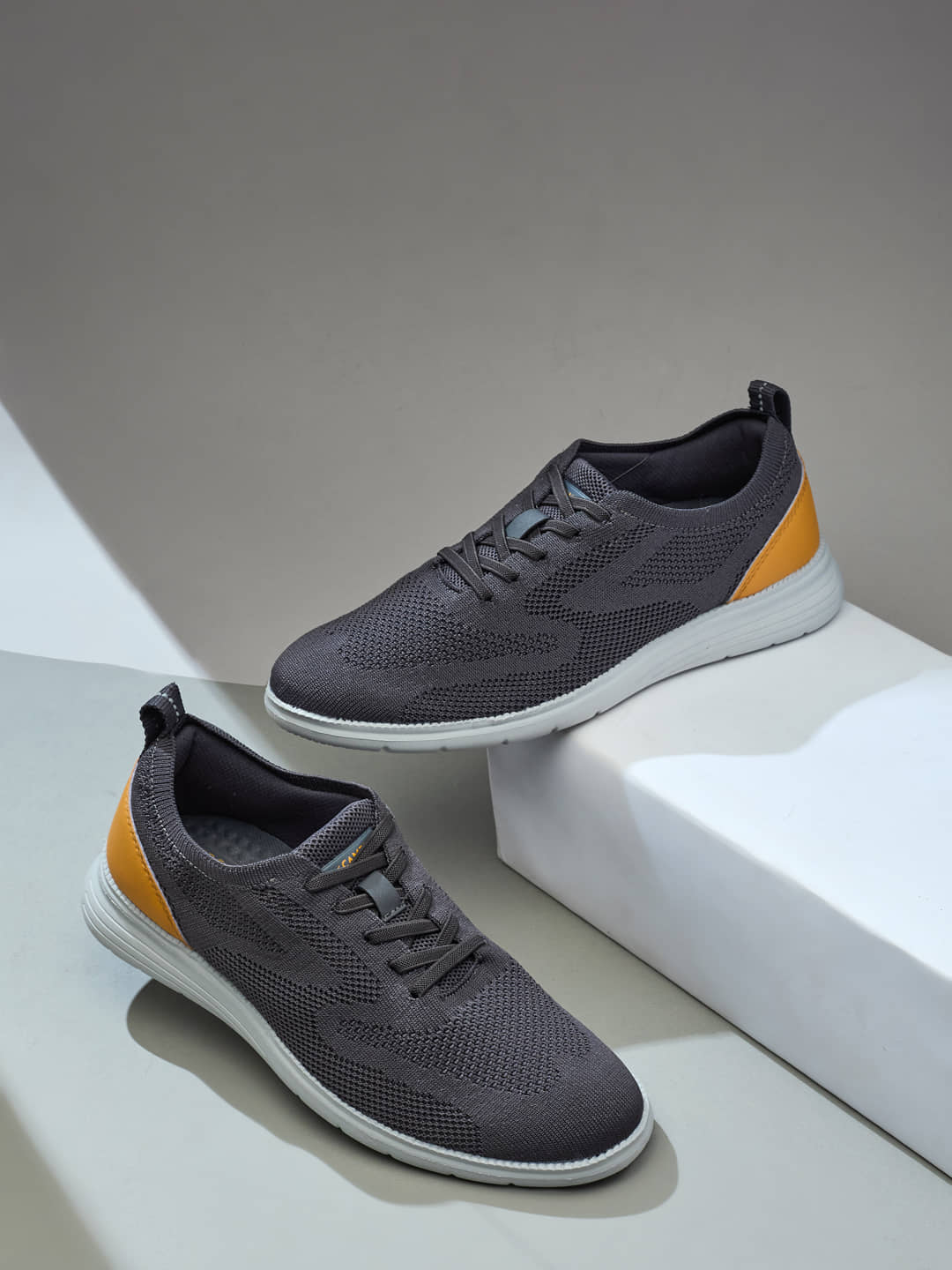 Campus PLUNGE Light Grey Men's Sports Running Shoes