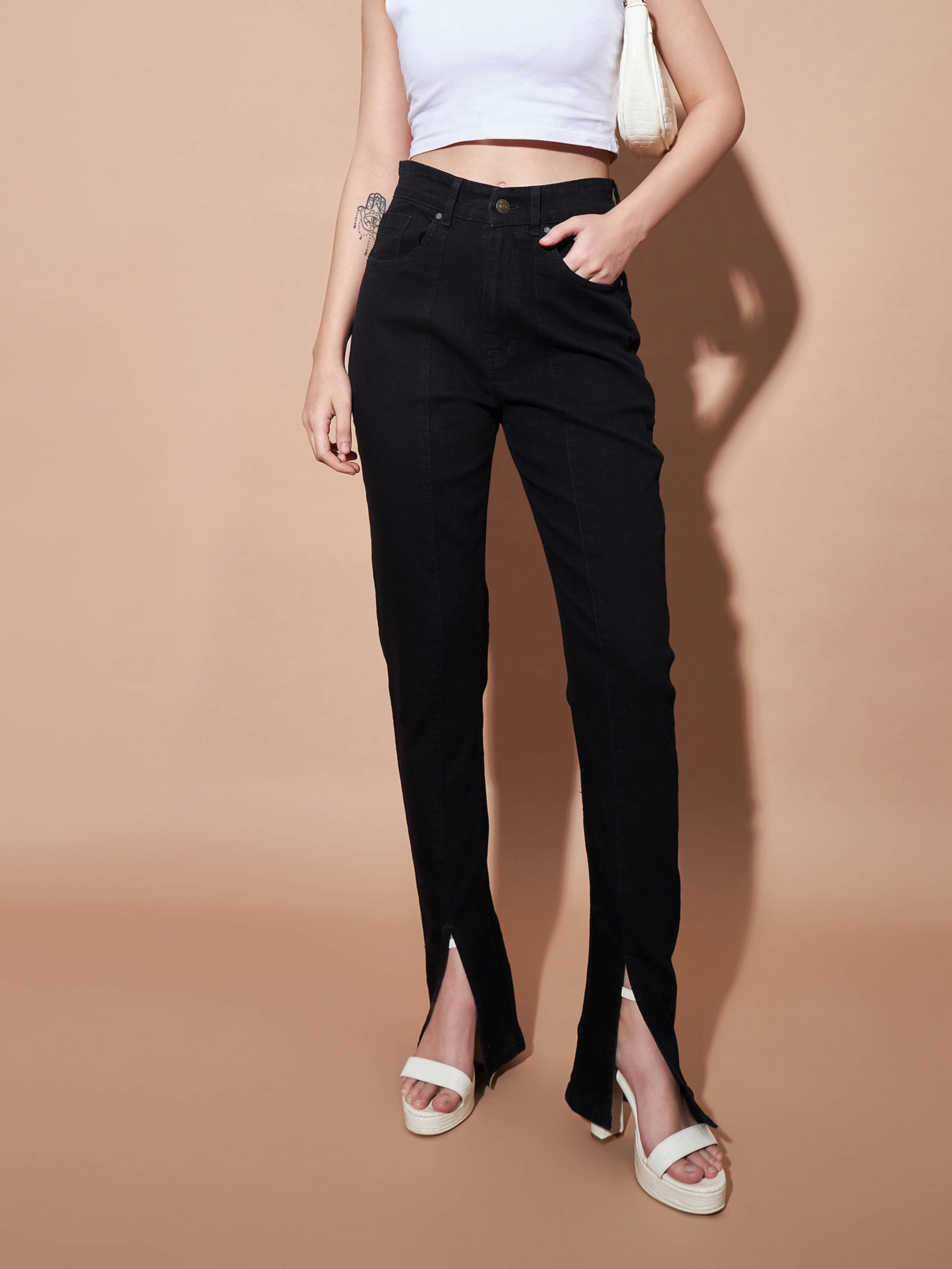     			SASSAFRAS BASICS Women's Skinny Fit Mid-Rise Jeans ( Black )