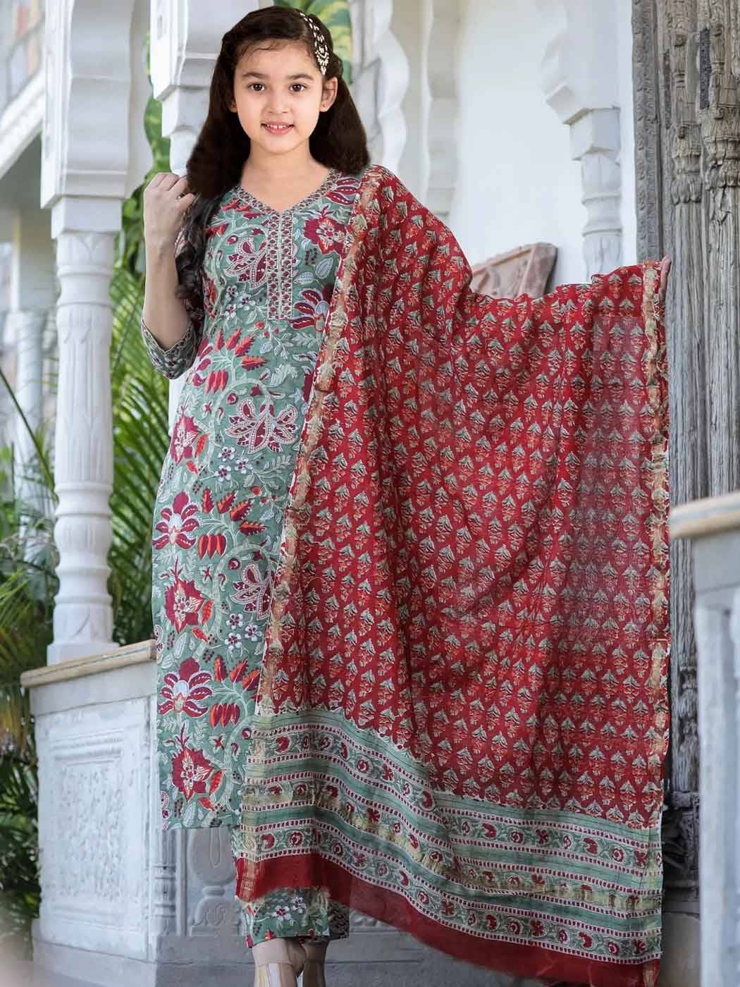     			SATVASHIV Girls Cotton Blend Kurti with Pants ( Pack of 1 , Sea Green )