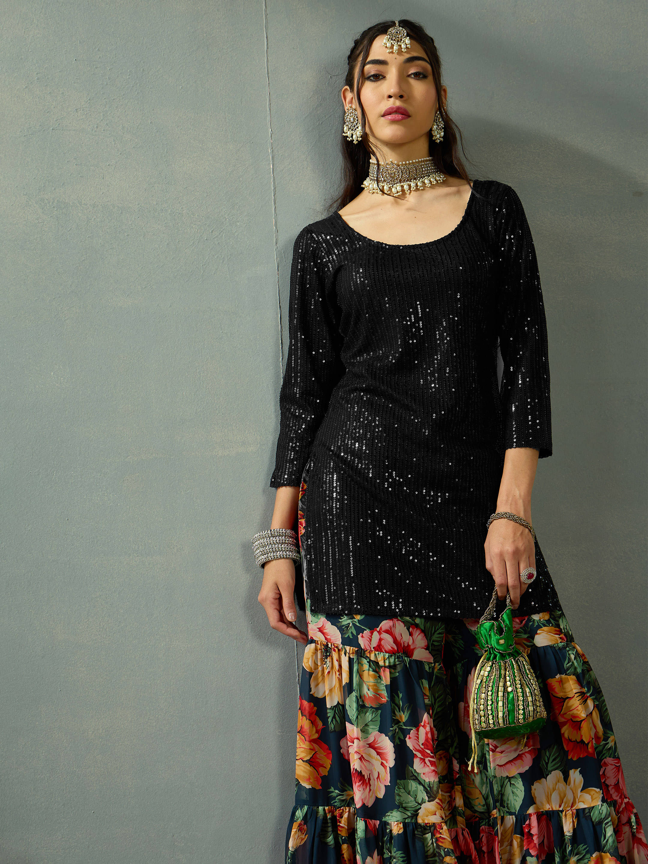     			Shae by SASSAFRAS Women Printed Tunic With Trousers Co-Ord Set ( Black )