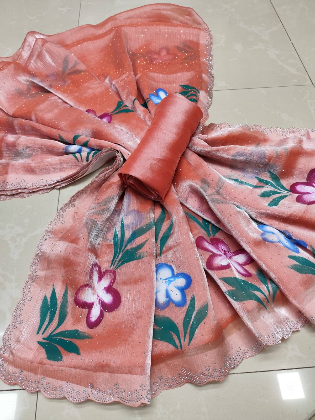 Avenue Creation Jimmy Choo Printed Regular Saree With Unstitched Blouse Piece ( Peach ) Avenue Creation Jimmy Choo Printed Regular Saree With Unstitched Blouse Piece ( Peach )
