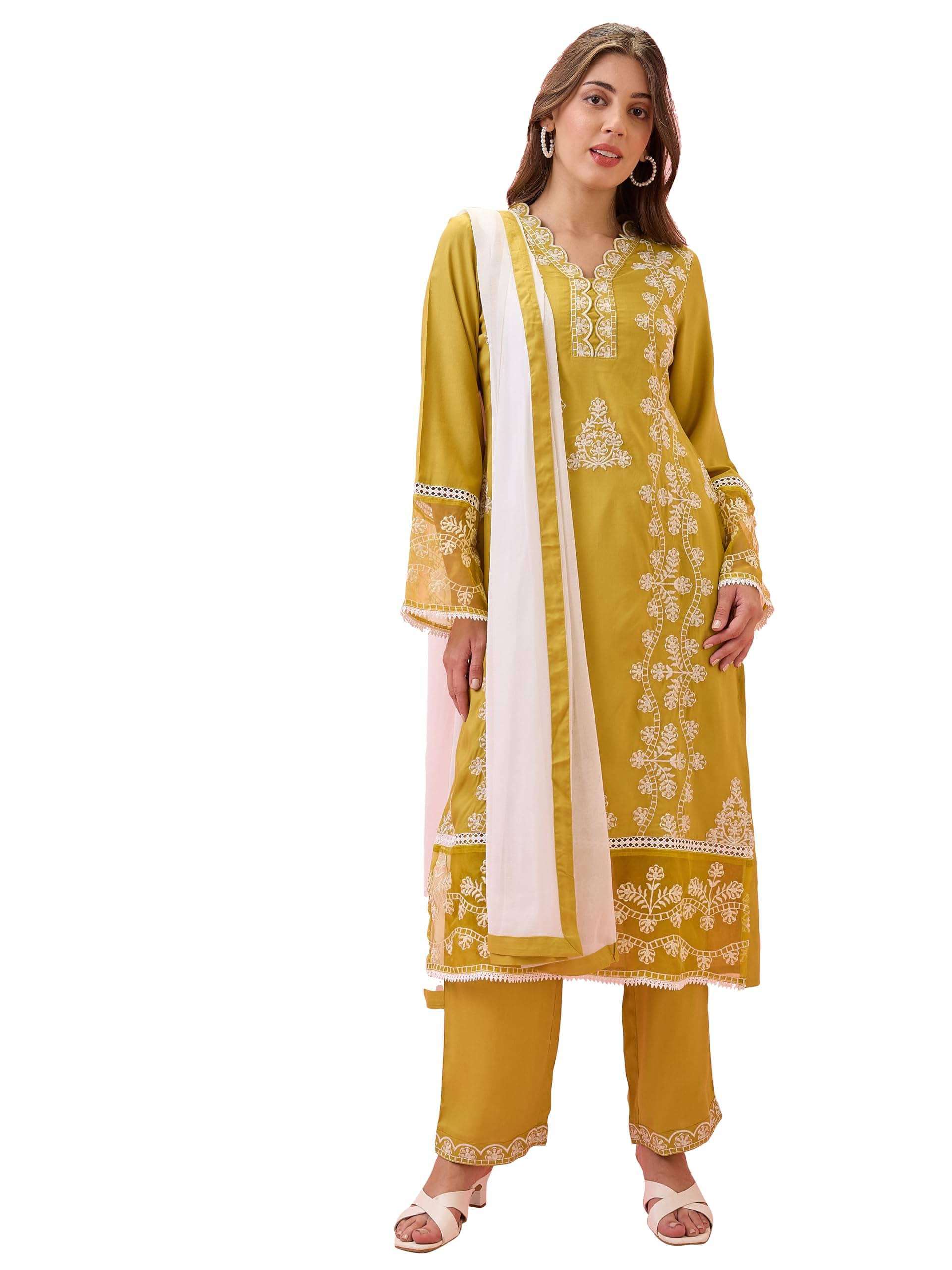     			Globus Women Viscose Embroidered Straight Kurti with Pants ( Green )