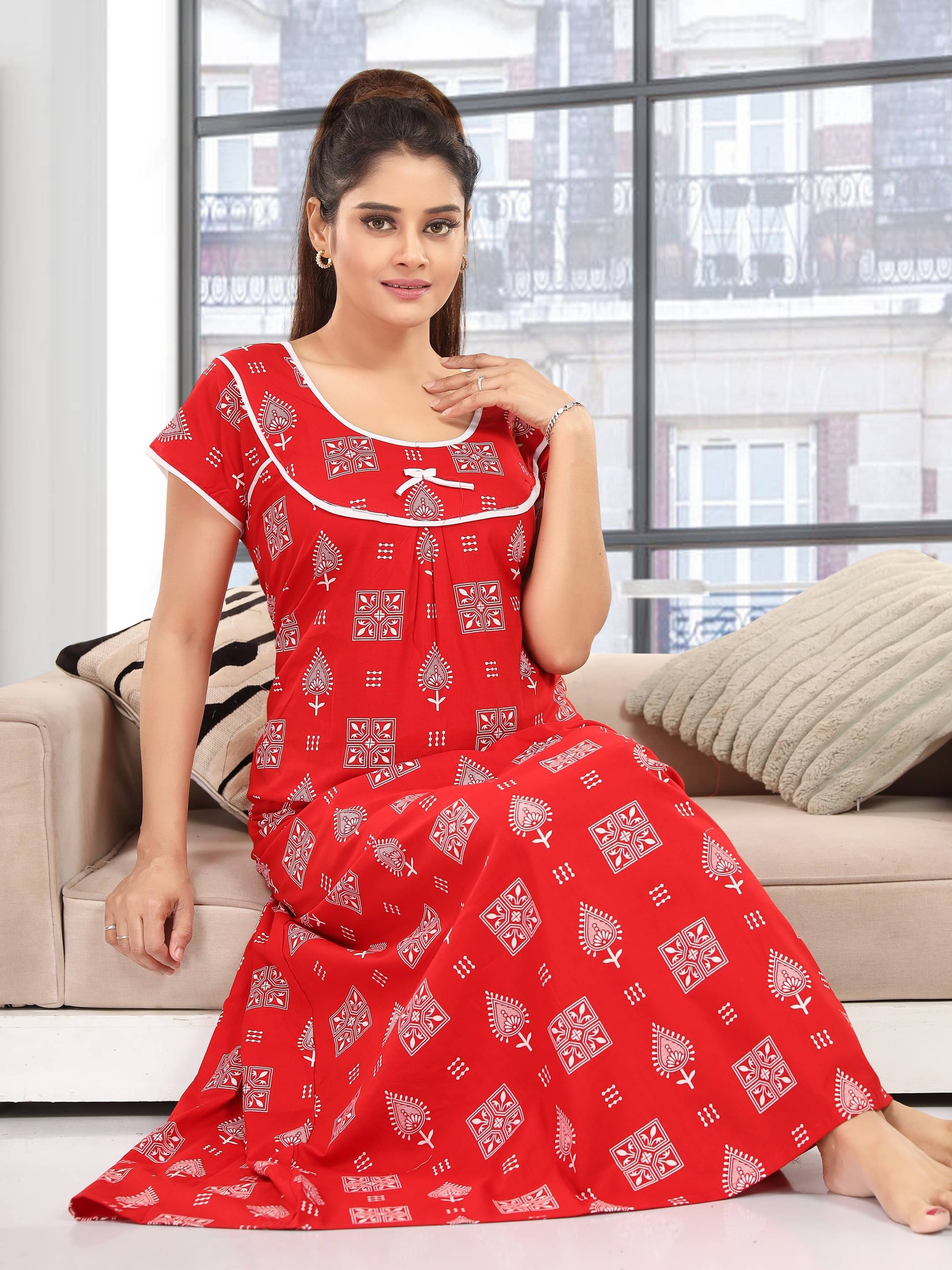     			INNER BEATS Cotton Self Design Women Regular Nighty ( Red )