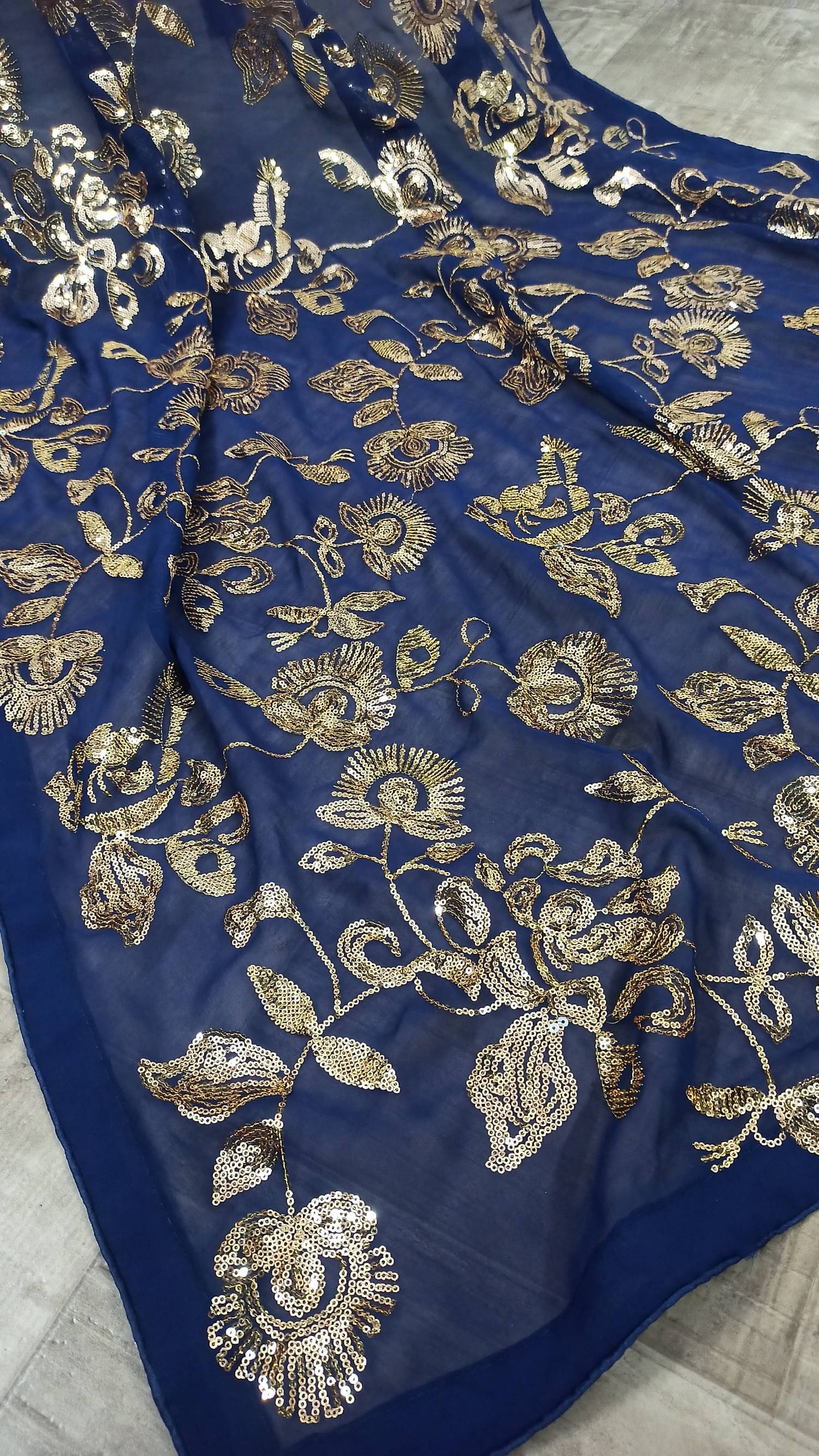     			KV Fashion Georgette Embroidered Regular Saree With Unstitched Blouse Piece ( Multicolor 1 )