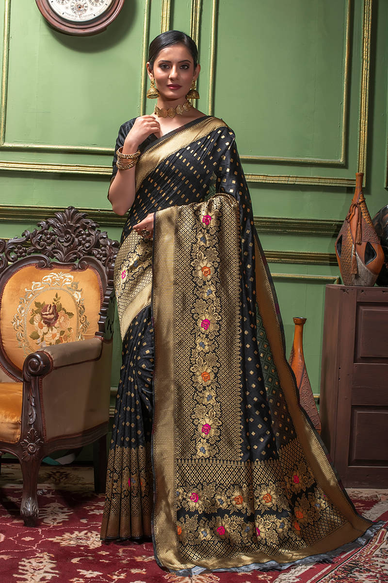     			Lilots Silk Blend Woven Regular Saree With Unstitched Blouse Piece ( Black )
