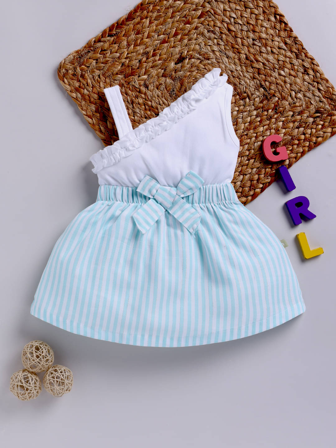     			Mom's Love Cotton Frock For Baby Girls ( Pack of 1 , Sea Green )