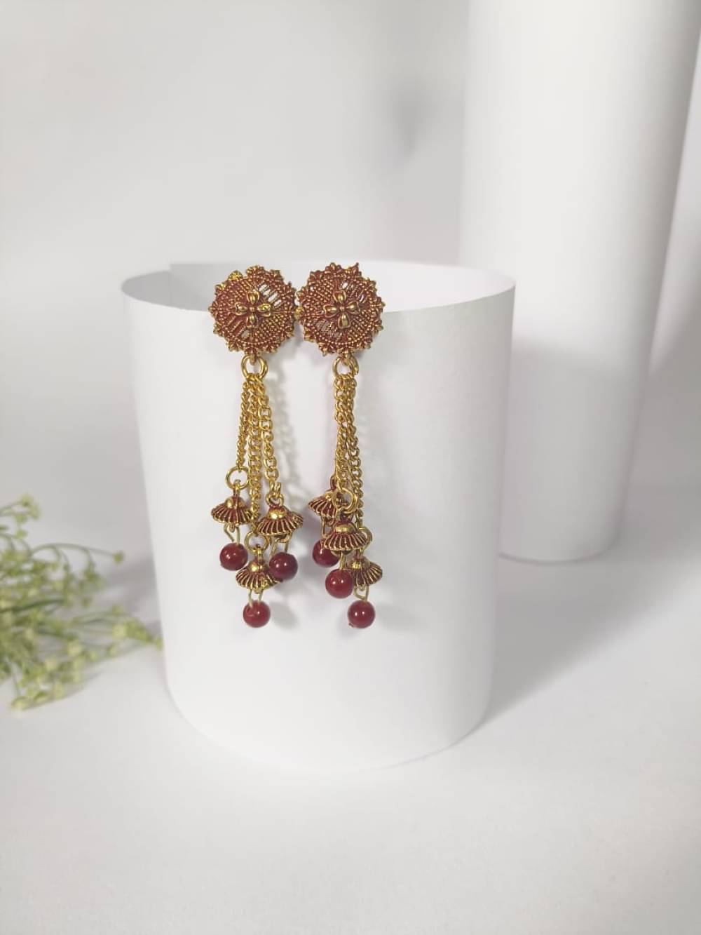     			Nayakstore Maroon Jhumki Earrings ( Pack of 1 )