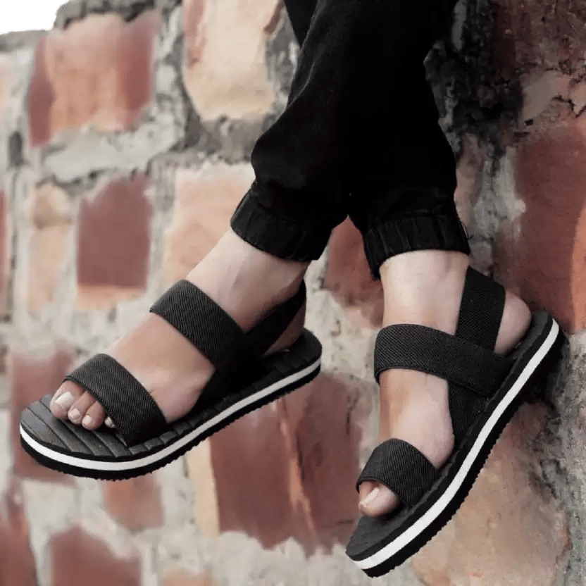     			Nextwave Black Men's Daily Slipper