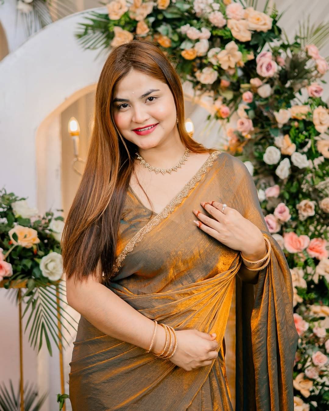 ANAND SAREES Silk Blend Solid Ilkal Saree With Unstitched Blouse Piece ( BROWN ) ANAND SAREES Silk Blend Solid Ilkal Saree With Unstitched Blouse Piece ( BROWN )