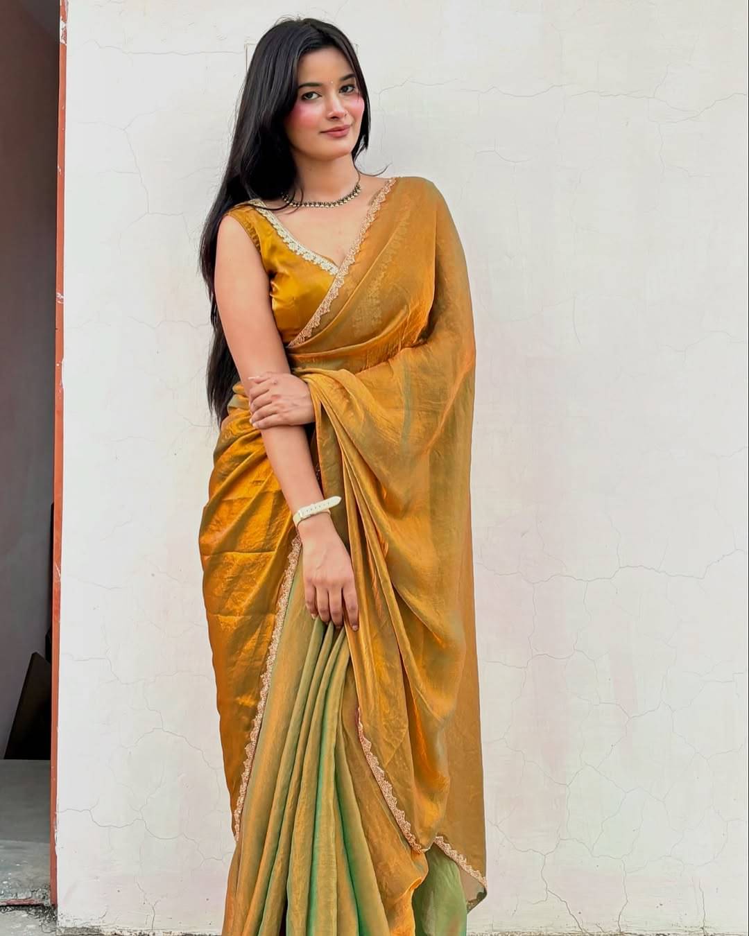     			ANAND SAREES Silk Blend Solid Ilkal Saree With Unstitched Blouse Piece ( MUSTARD )