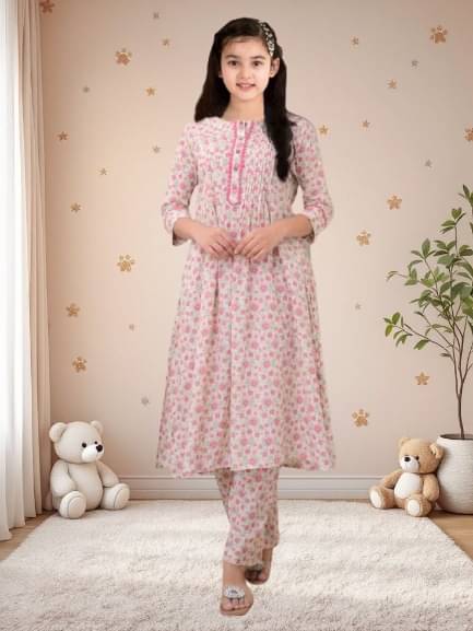 Bholukart Girls Cotton Blend Kurti with Pants ( Pack of 1 , Pistachio )     			Bholukart Girls Cotton Blend Kurti with Pants ( Pack of 1 , Pistachio )