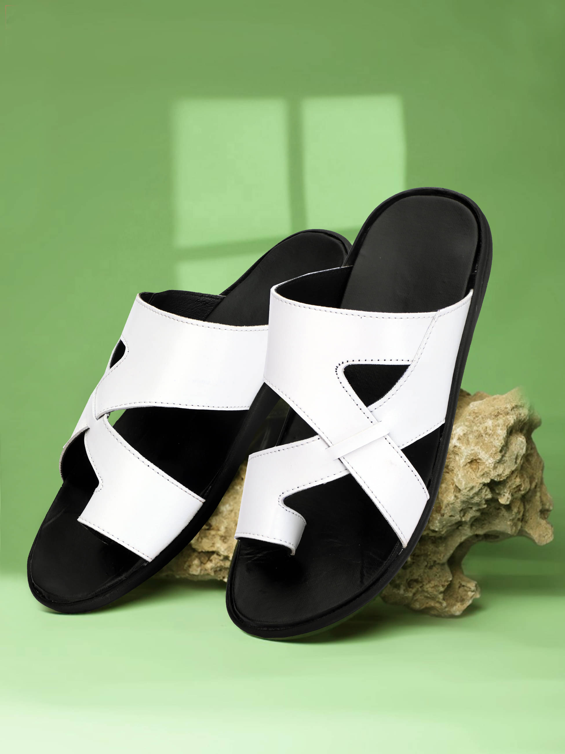     			Buxton White Men's Slide Flip Flop