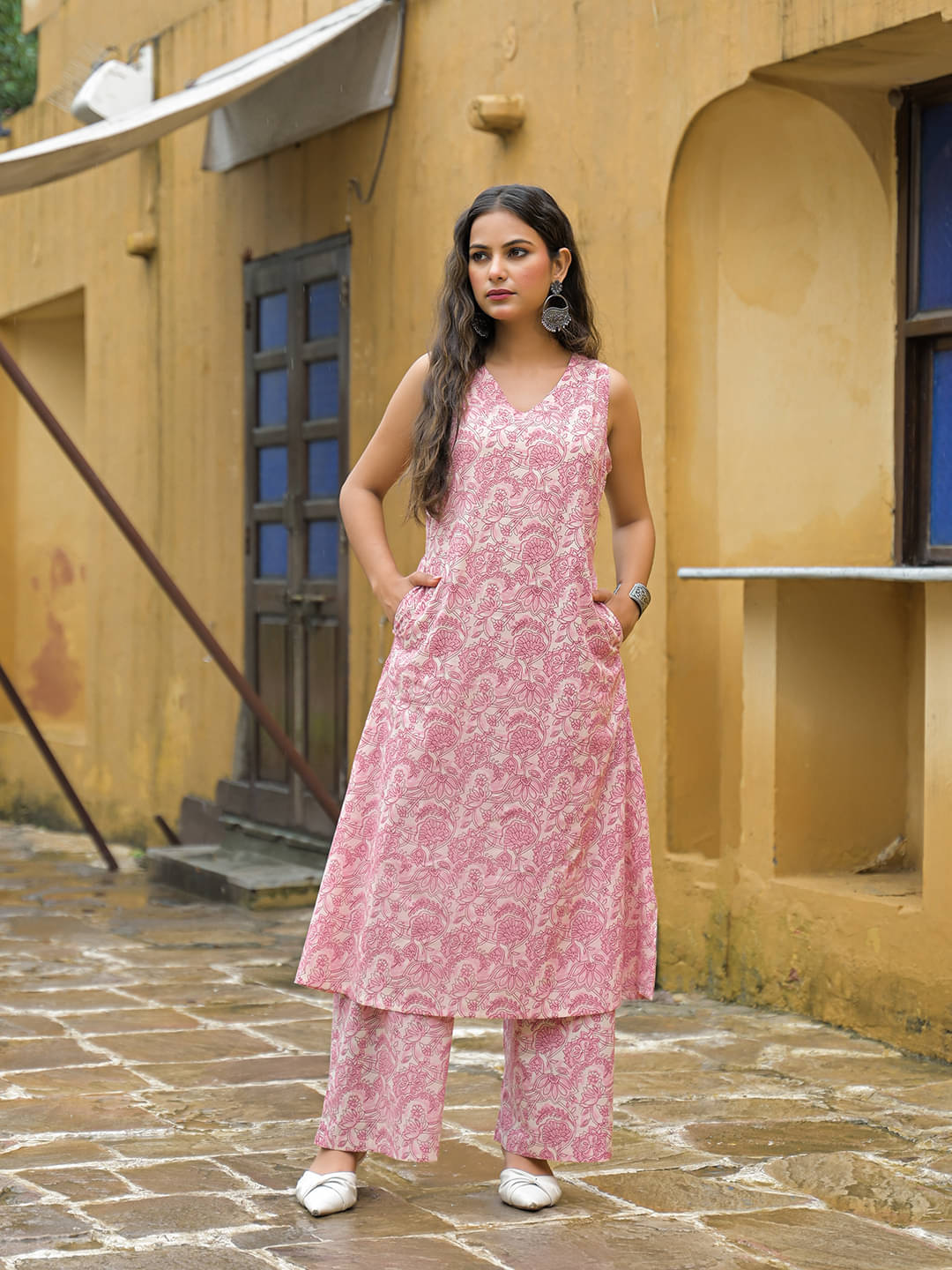     			Divena Women Cotton Printed A-line Kurti With Pants ( Pink )
