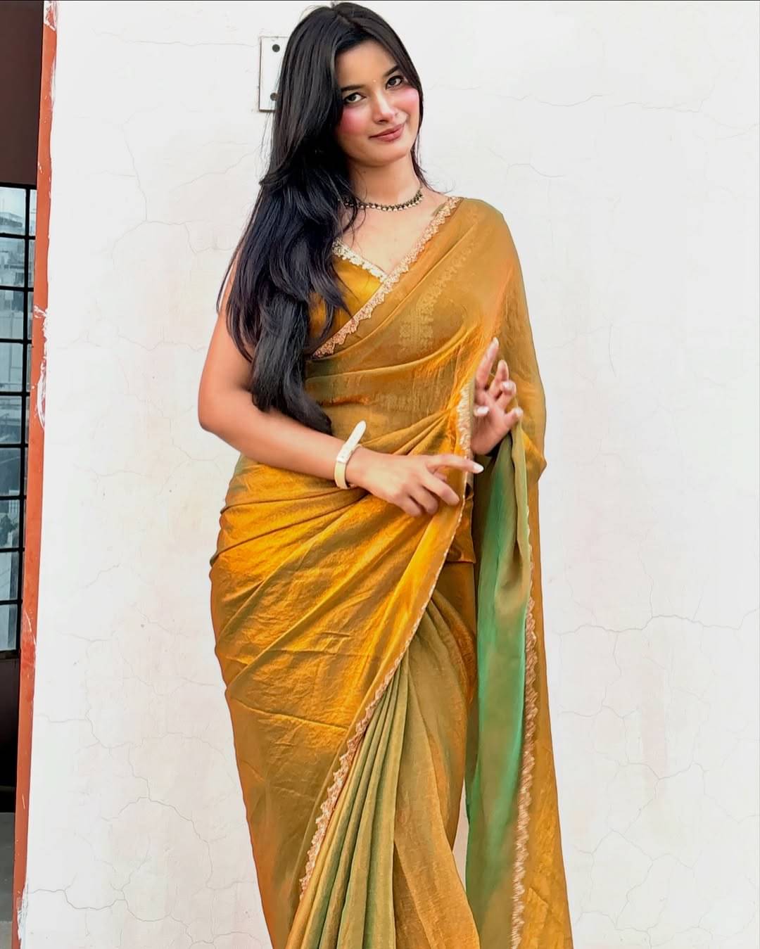     			Kashvi Sarees Silk Blend Solid Ilkal Saree With Unstitched Blouse Piece ( MUSTARD )