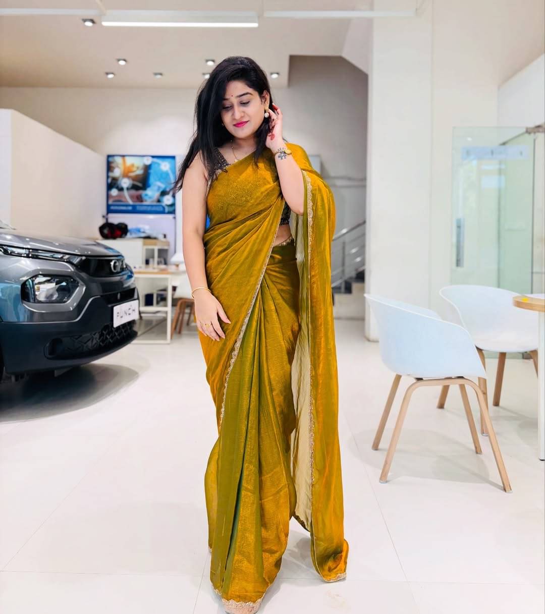 Kashvi Sarees Silk Blend Solid Ilkal Saree With Unstitched Blouse Piece ( GREEN ) Kashvi Sarees Silk Blend Solid Ilkal Saree With Unstitched Blouse Piece ( GREEN )