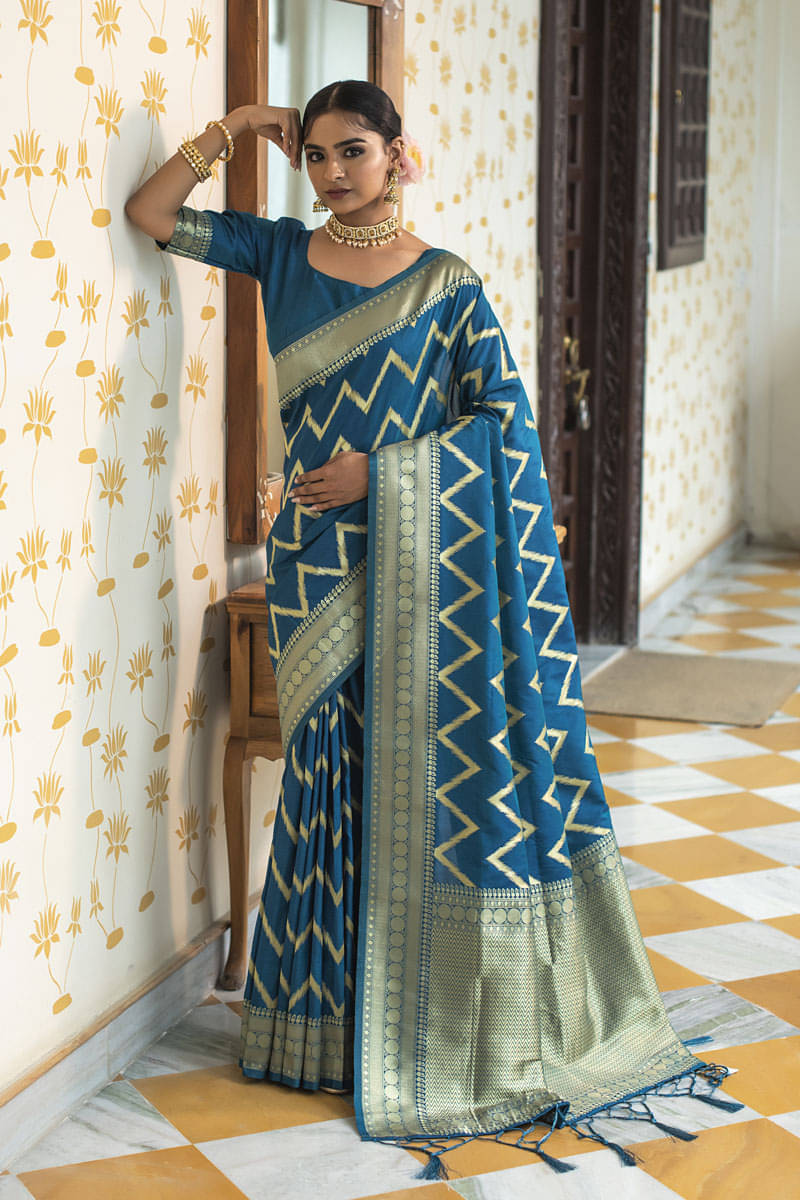     			Lilots Silk Blend Woven Regular Saree With Unstitched Blouse Piece ( Blue )