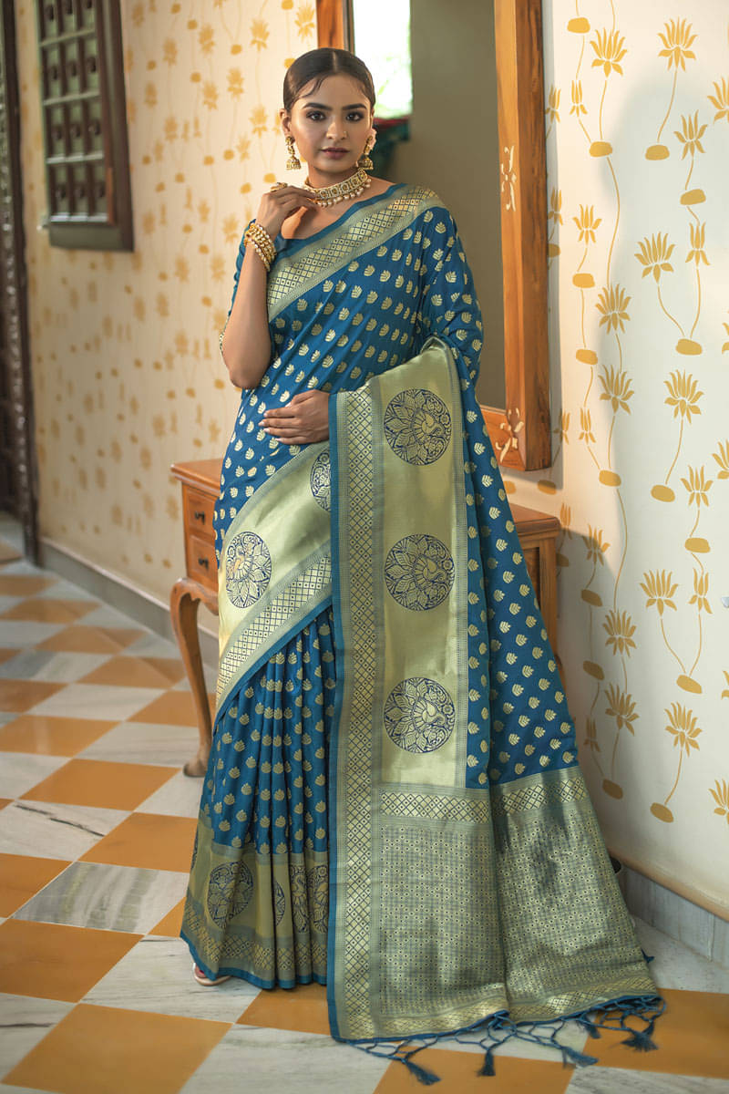     			Lilots Silk Blend Woven Regular Saree With Unstitched Blouse Piece ( Blue )