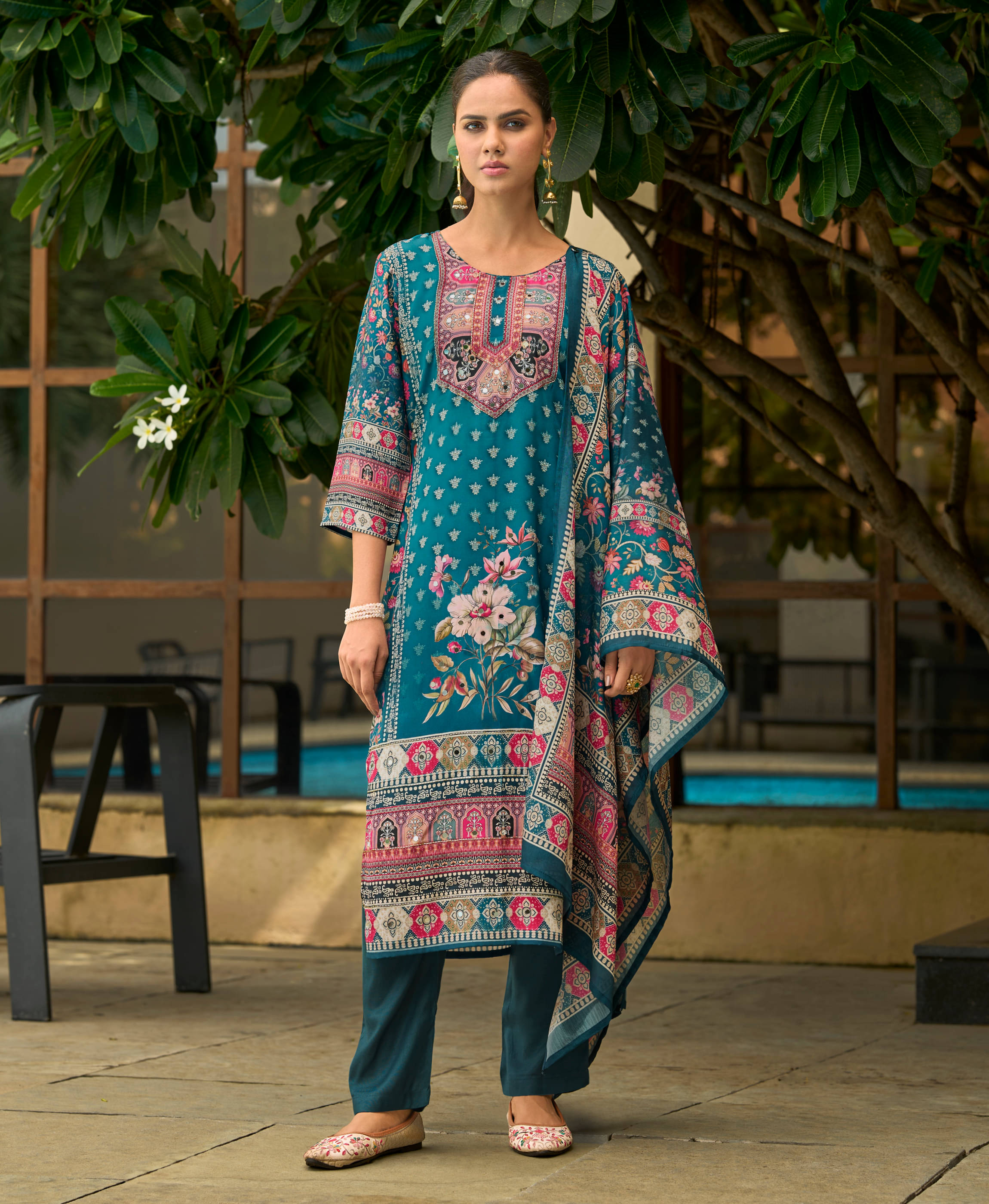     			MOJILAA Women Silk Blend Printed Straight Kurti With Pants ( Teal )