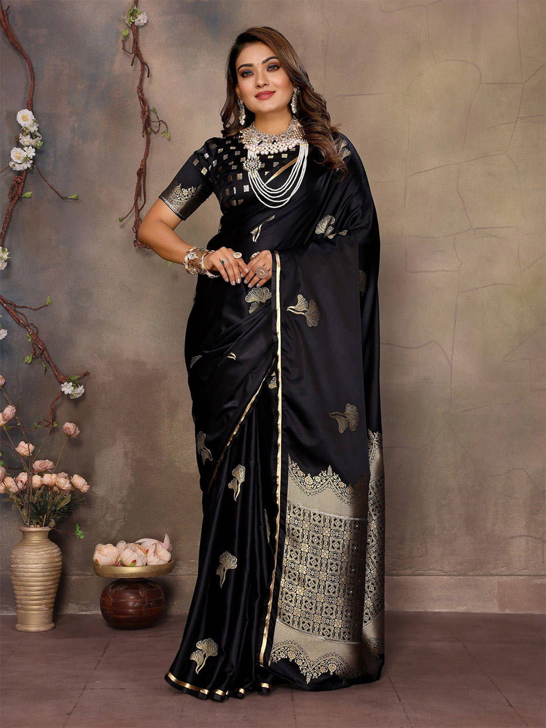PEER STORE Jacquard Woven Banarasi saree With Unstitched Blouse Piece ( Black ) PEER STORE Jacquard Woven Banarasi saree With Unstitched Blouse Piece ( Black )