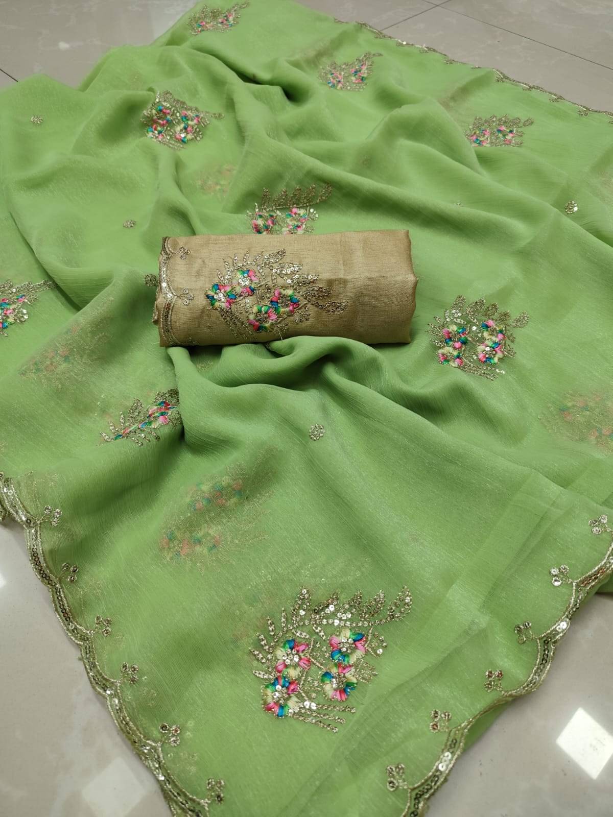     			Sareez House Chiffon Embroidered Regular Saree With Unstitched Blouse Piece ( Light Green )