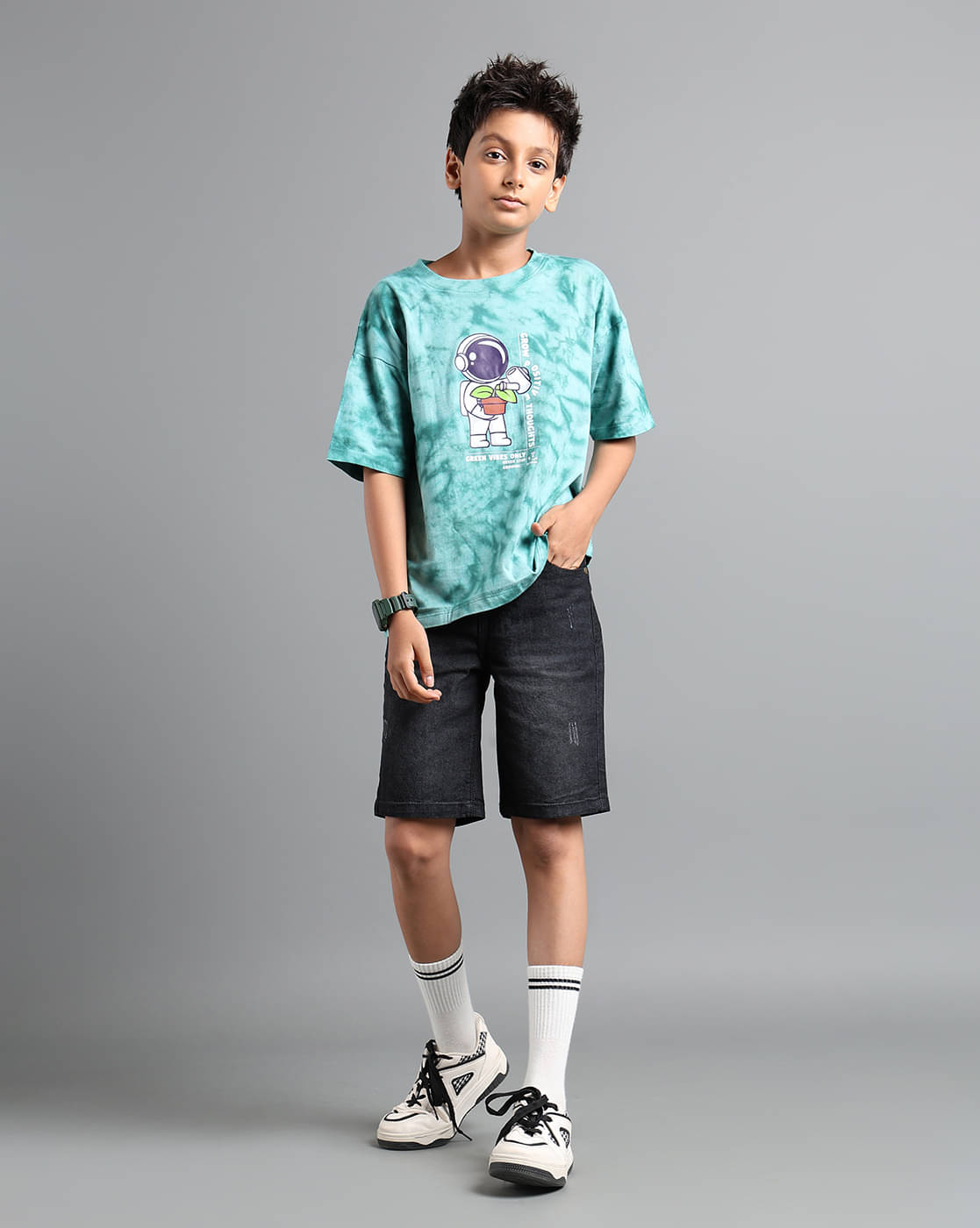     			Under Fourteen Only Pack of 1 Boys Cotton T-Shirt ( GREEN )