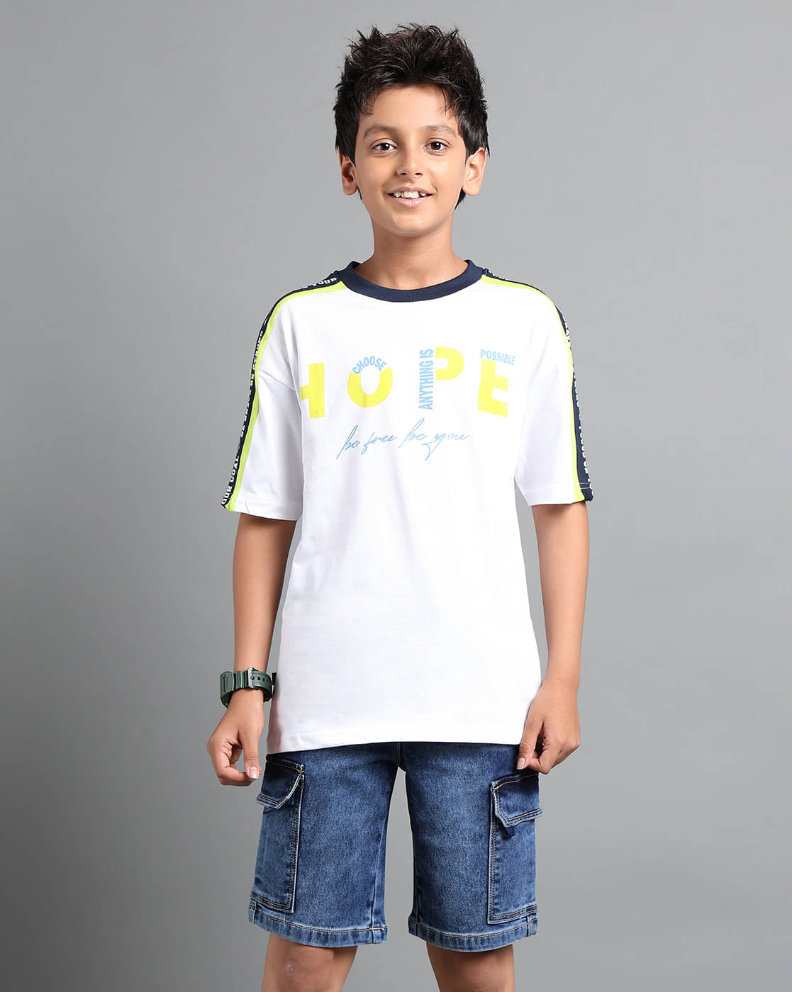     			Under Fourteen Only Pack of 1 Boys Cotton T-Shirt ( WHITE )
