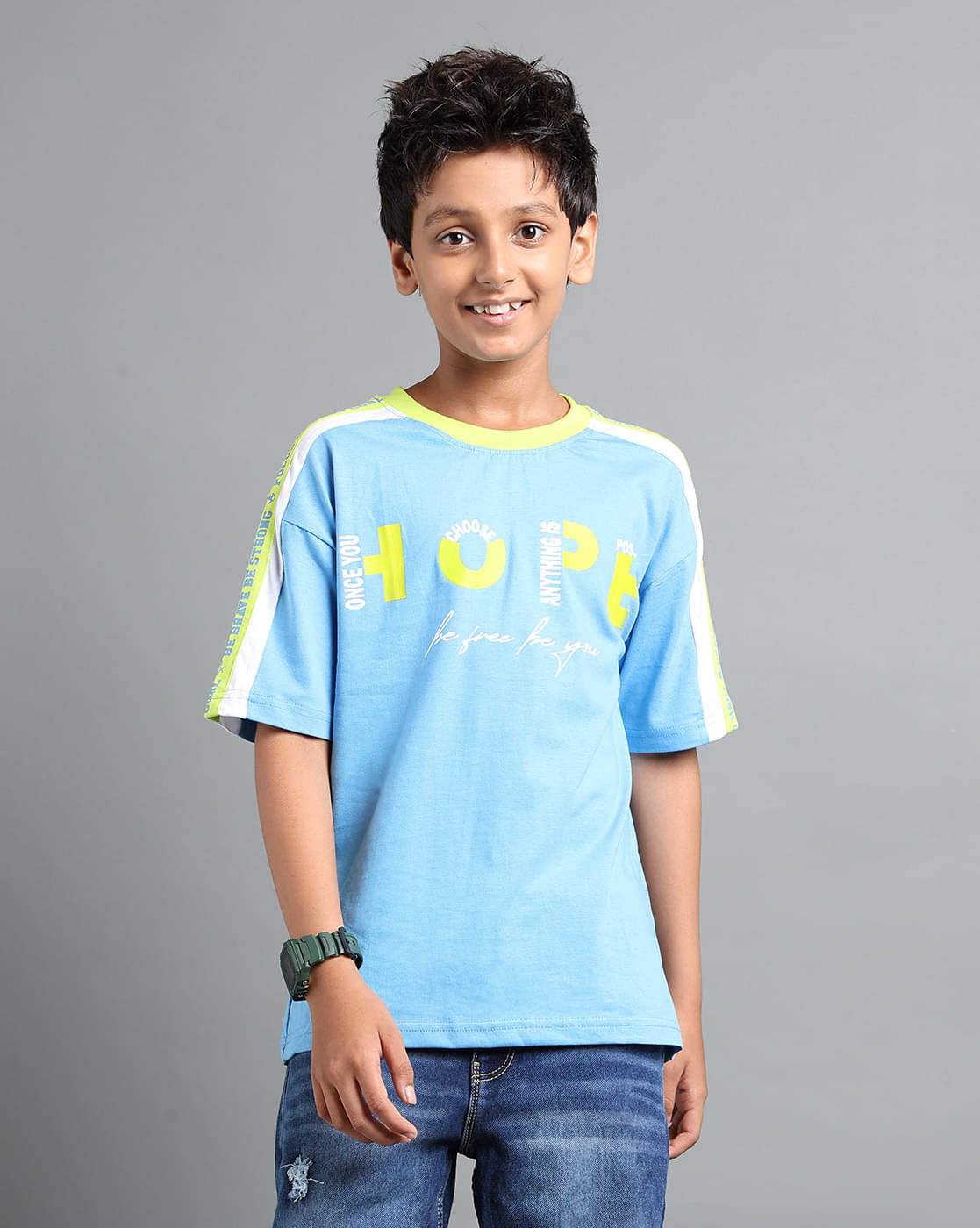     			Under Fourteen Only Pack of 1 Boys Cotton T-Shirt ( BLUE )