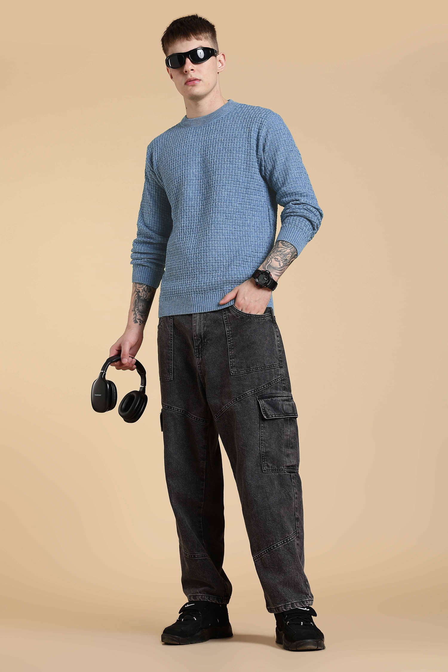 CAT BUNNY Woollen Blend Round Neck Men's Full Sleeves Pullover Sweater - Blue ( Pack of 1 )     			CAT BUNNY Woollen Blend Round Neck Men's Full Sleeves Pullover Sweater - Blue ( Pack of 1 )