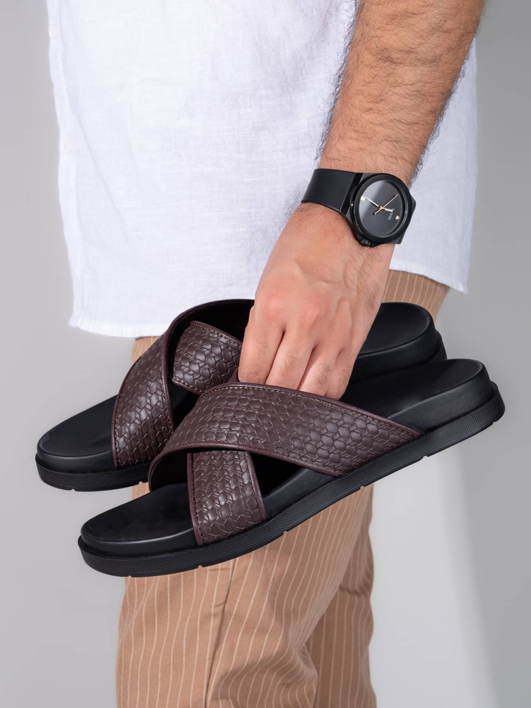     			Fentacia Brown Men's Daily Slipper