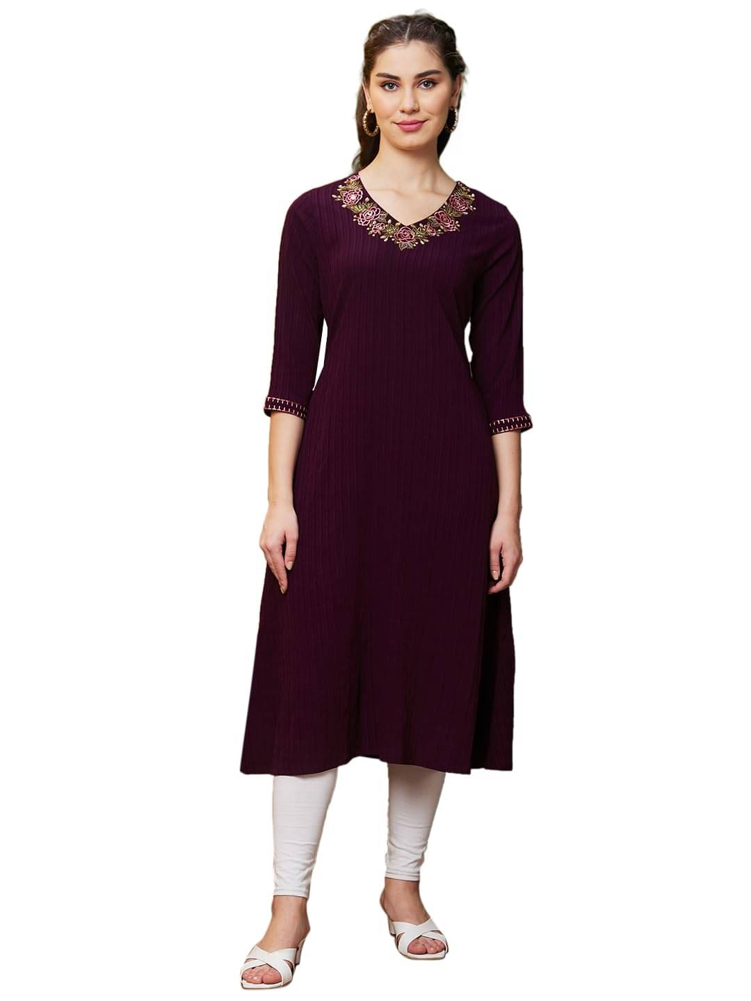     			Globus Women Georgette Solid A-line Kurti ( Purple )
