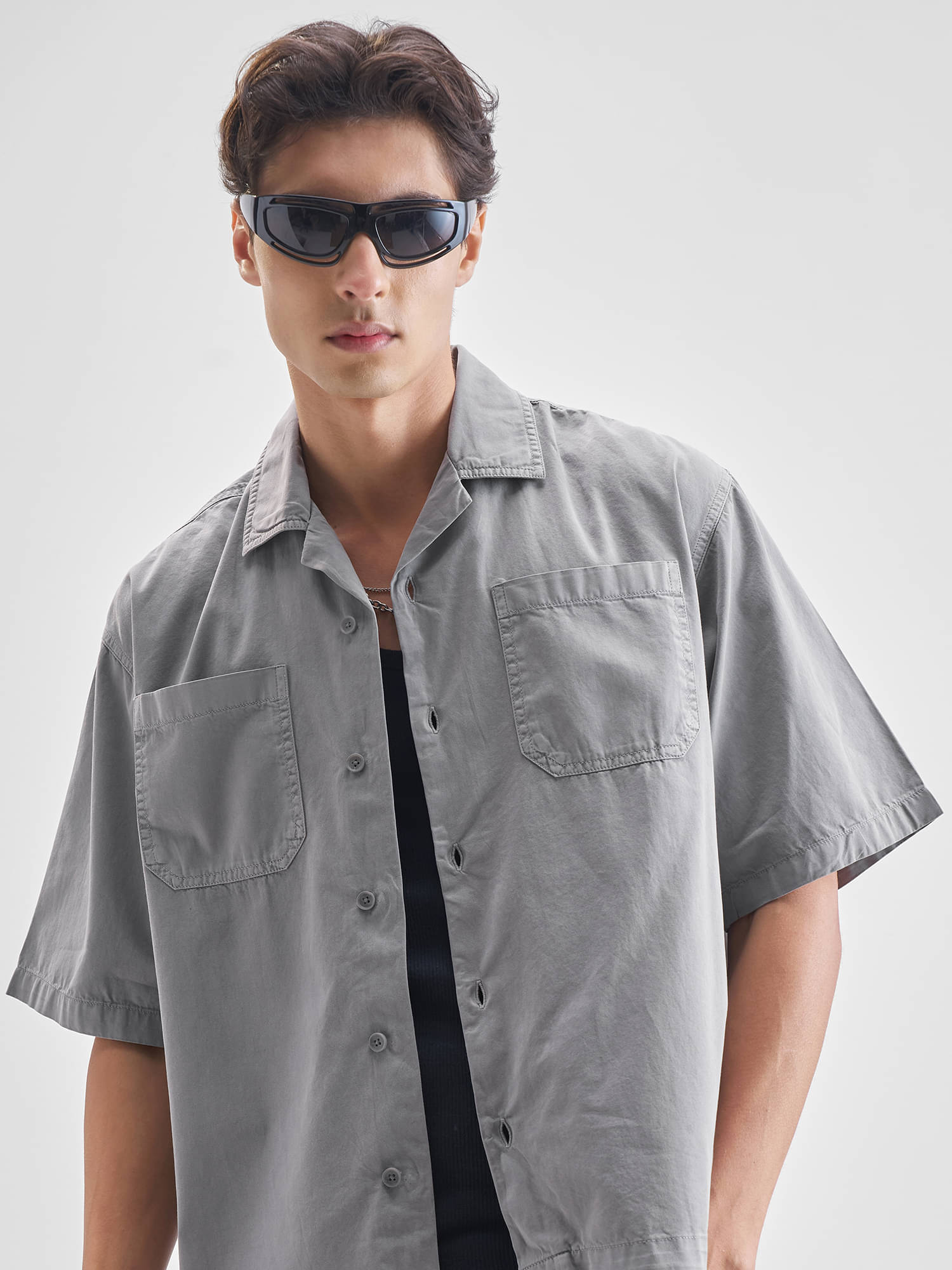 Highlander 100% Cotton Boxy Solids Half Sleeves Men's Casual Shirt - Dark Grey ( Pack of 1 ) Highlander 100% Cotton Boxy Solids Half Sleeves Men's Casual Shirt - Dark Grey ( Pack of 1 )
