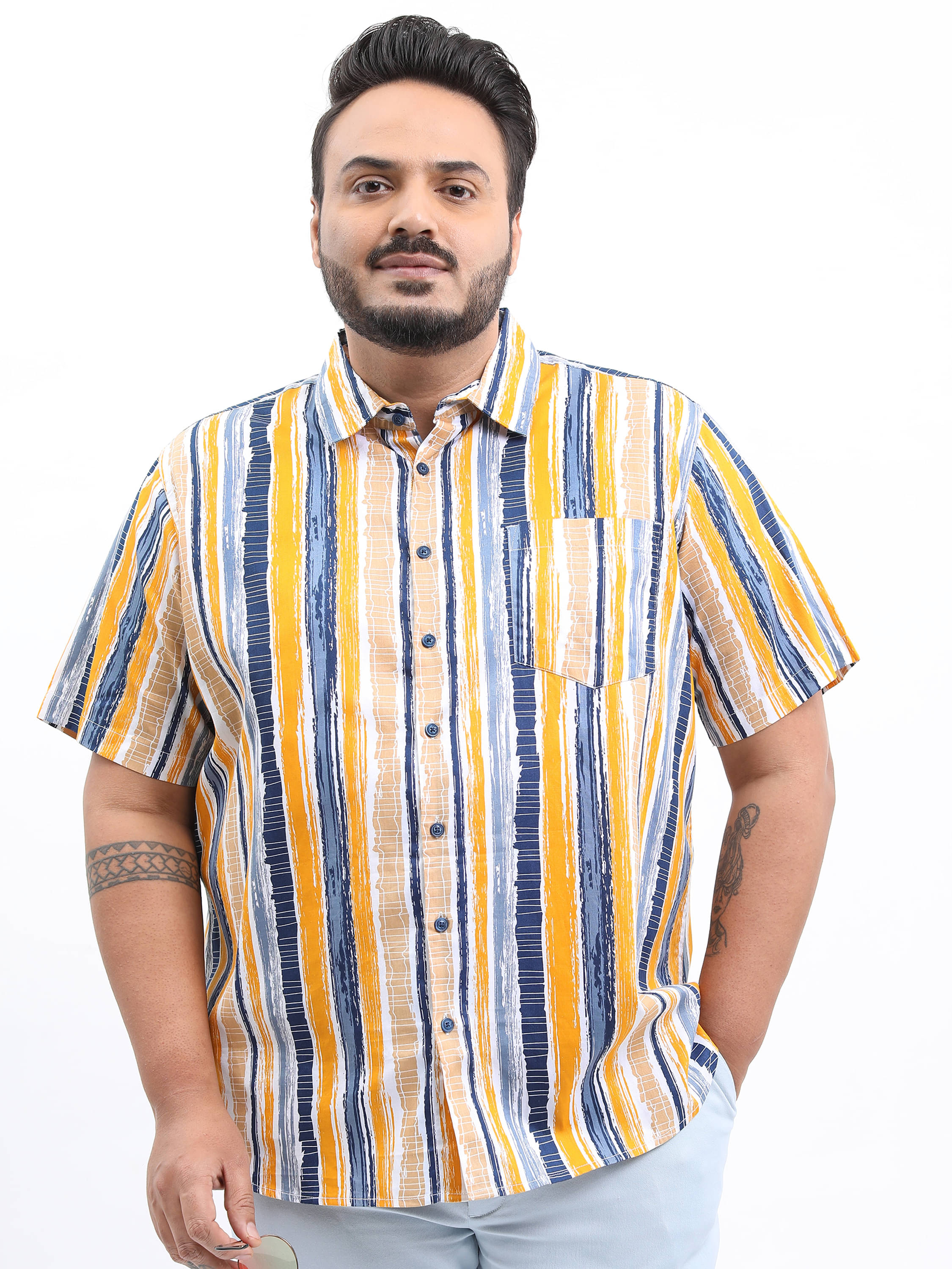     			Highlander 100% Cotton Slim Fit Striped Half Sleeves Men's Casual Shirt - Multicolor ( Pack of 1 )