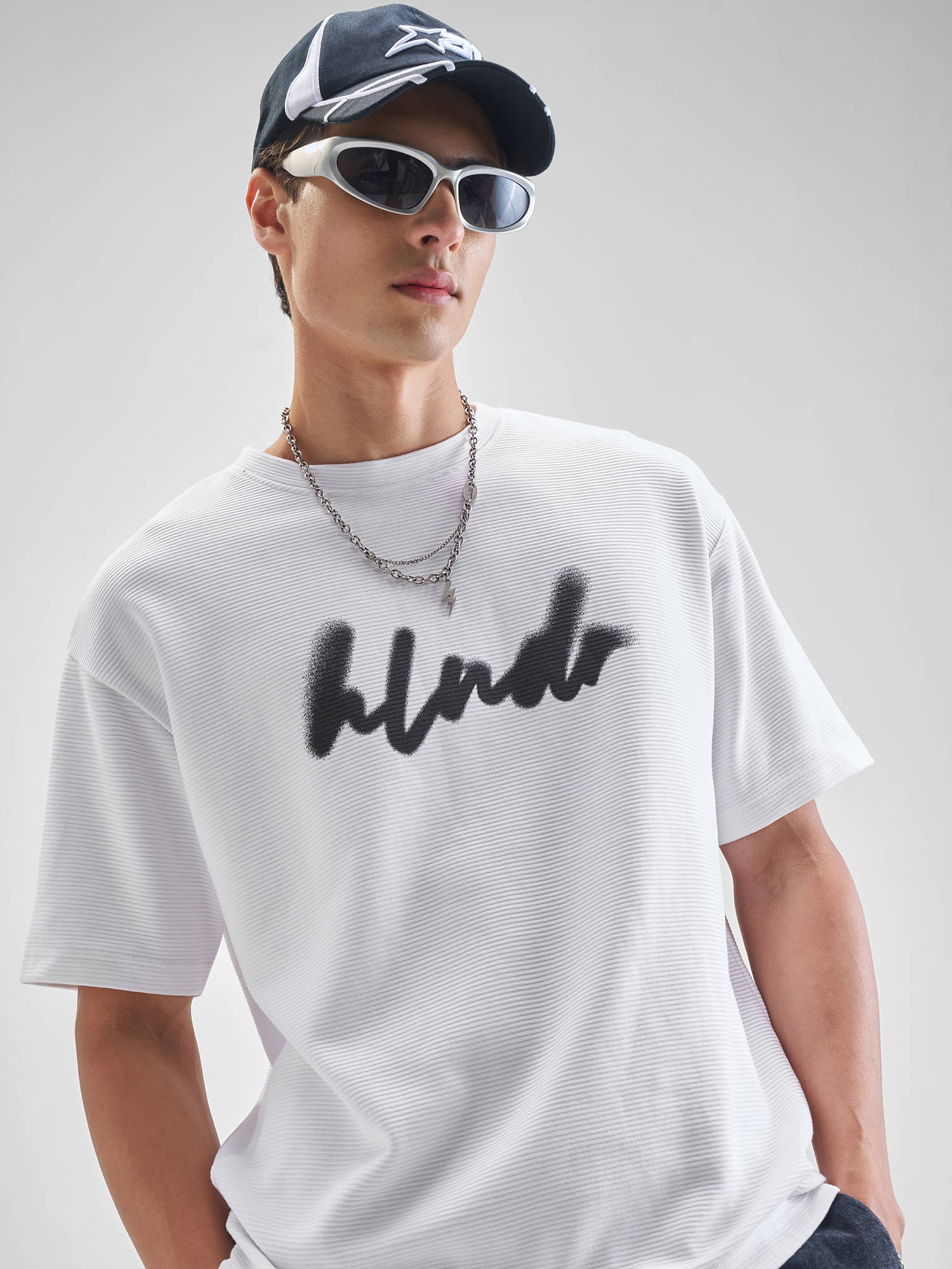     			Highlander Men Cotton Blend Relaxed Fit Printed T-Shirt ( White )